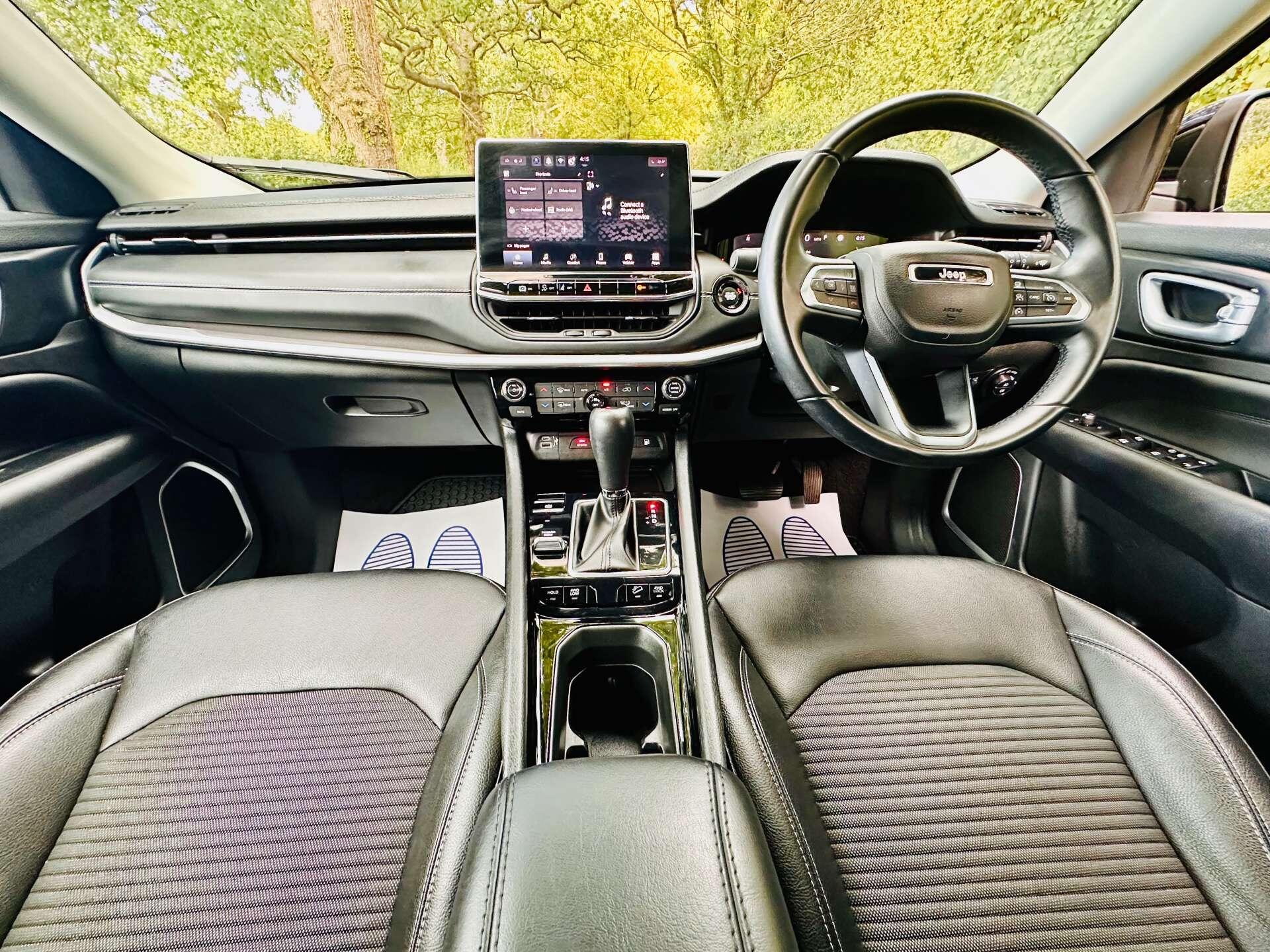 Jeep Compass view 10
