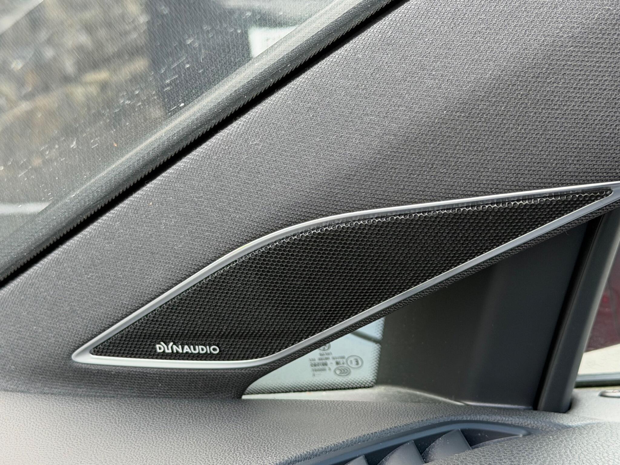 Volkswagen Golf view 45