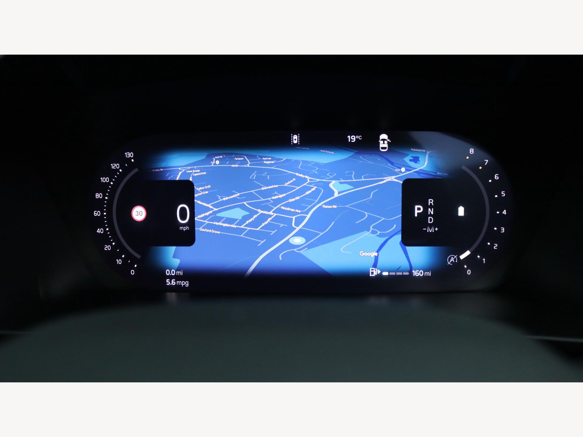 Volvo XC40 view 14