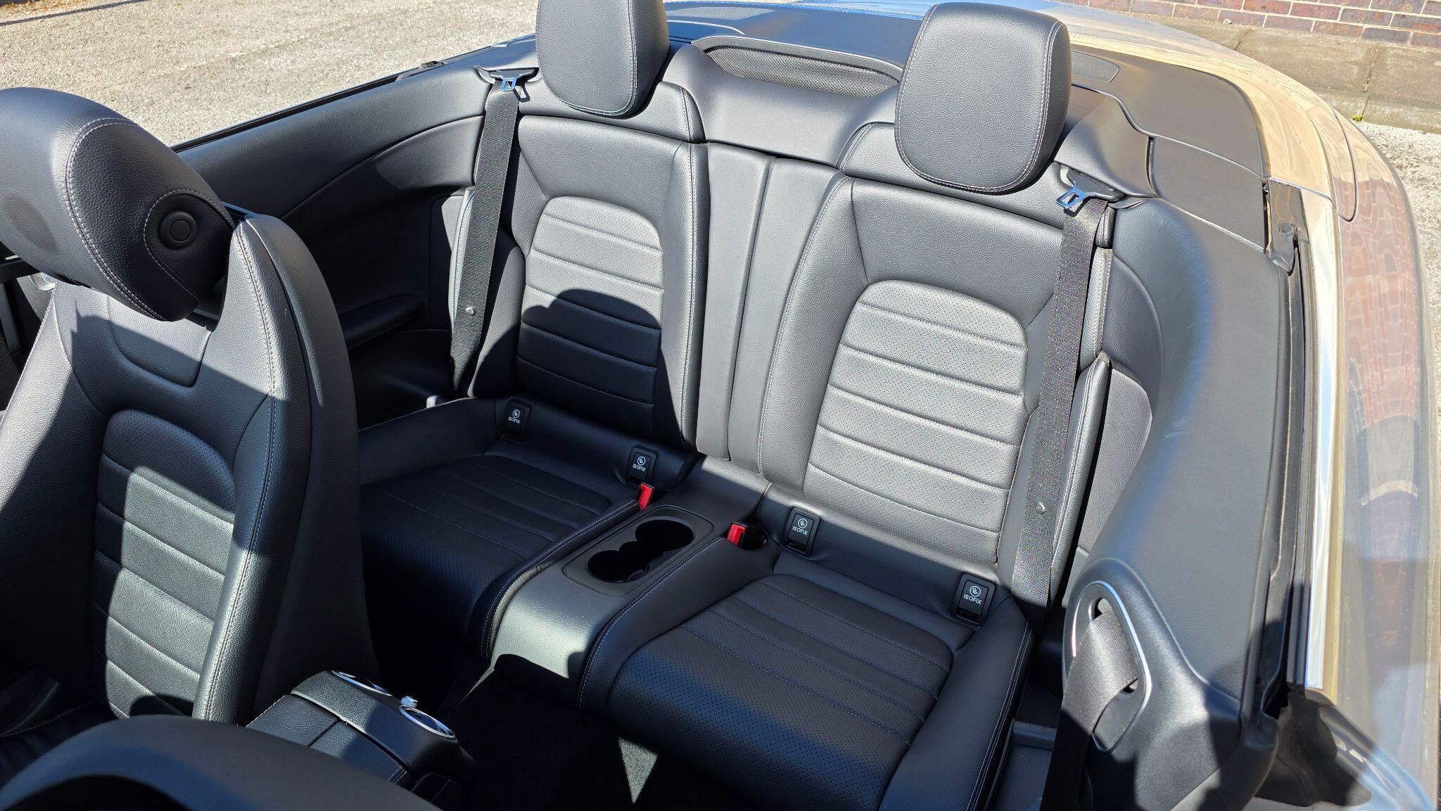 Mercedes-Benz C Class view 27
