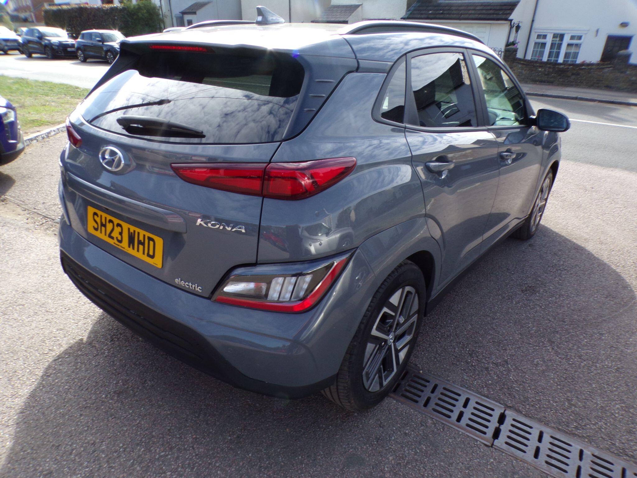Hyundai Kona view 9