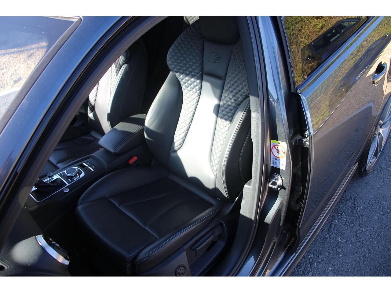 Audi S3 view 16