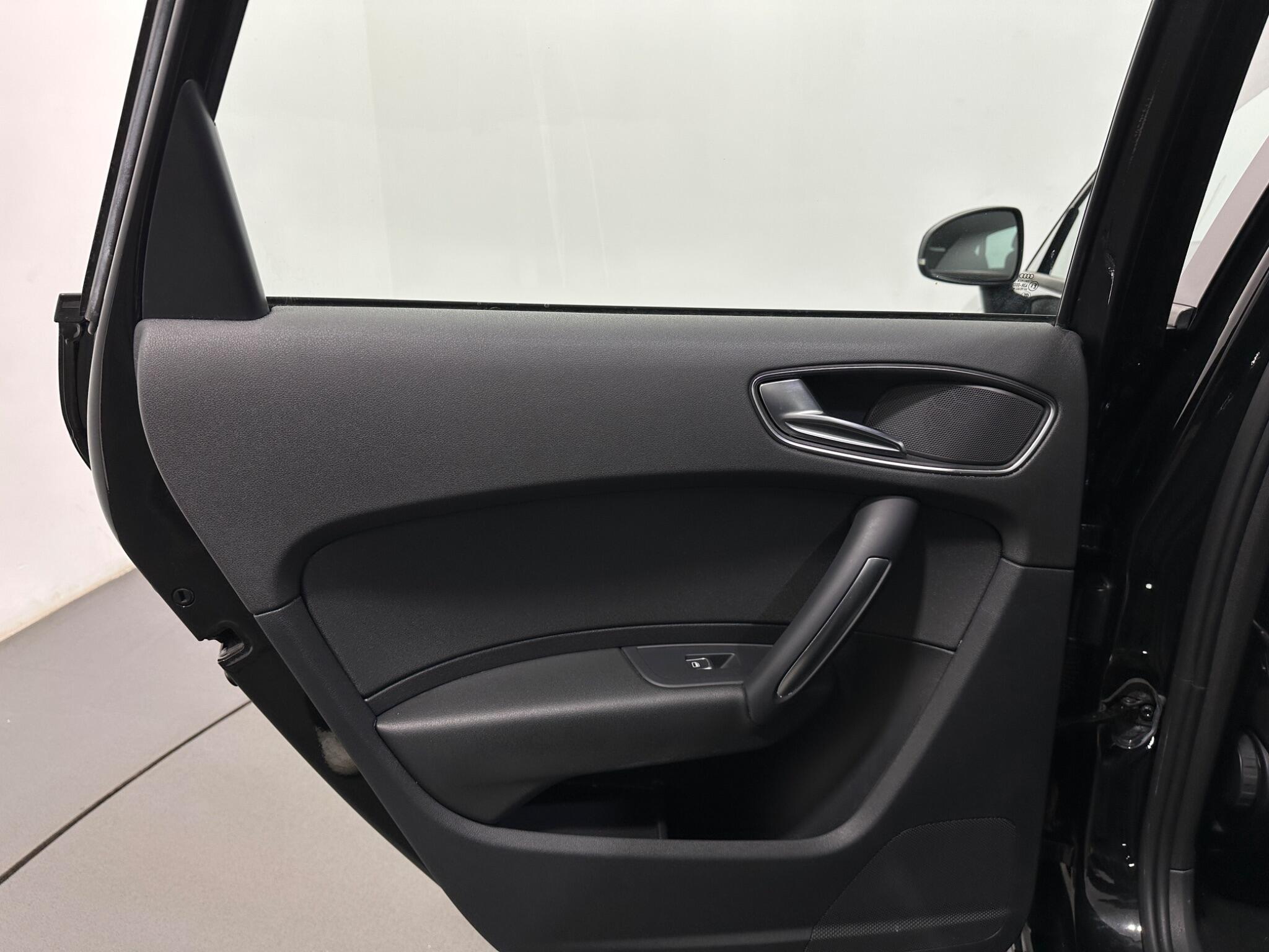 Audi A1 view 39