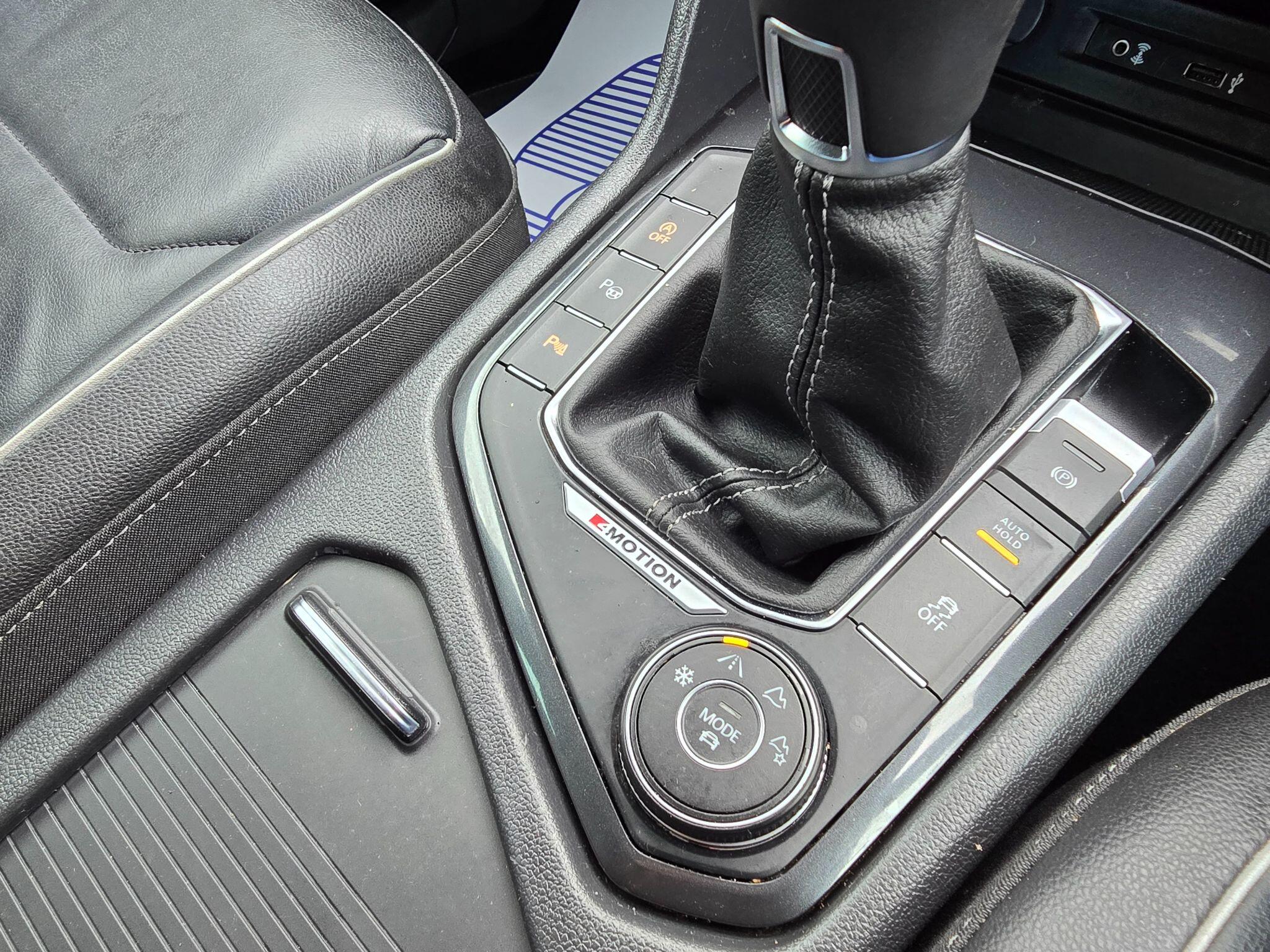 Volkswagen Tiguan view 18