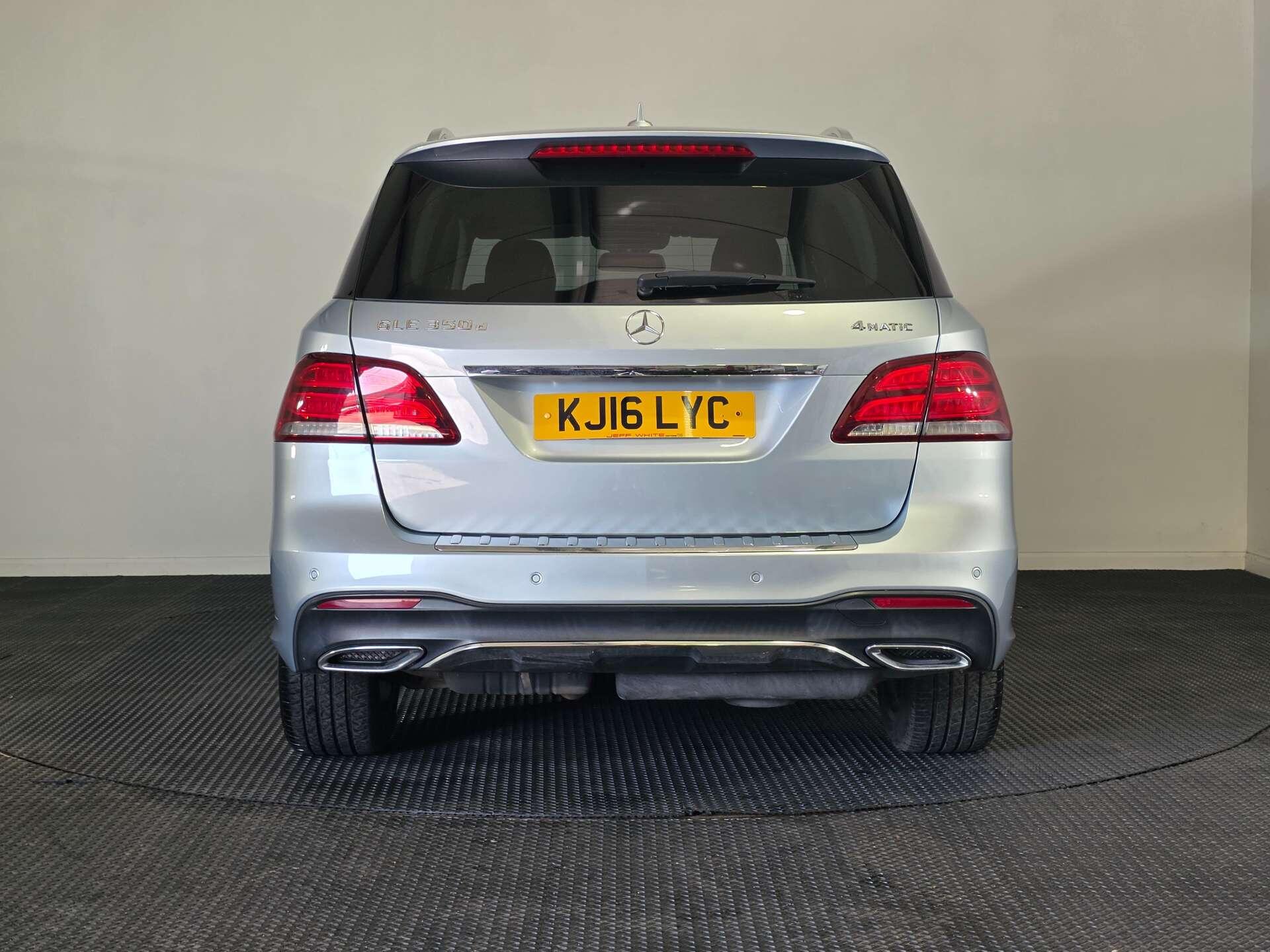 Mercedes-Benz Gle view 6