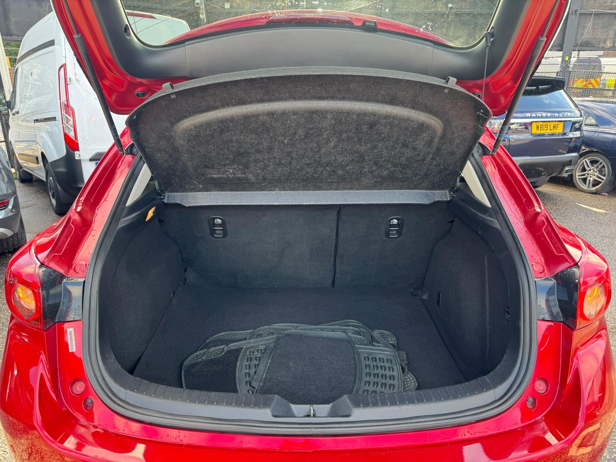 Mazda Skyactiv-G view 68