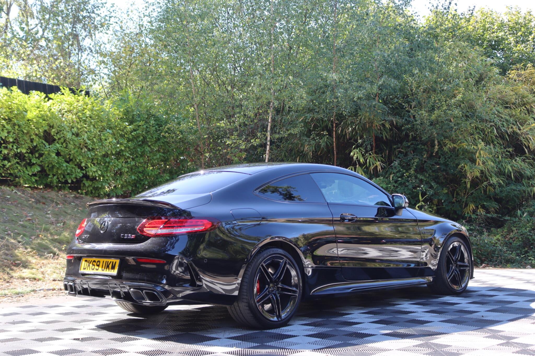 Mercedes-Benz C-Class view 60