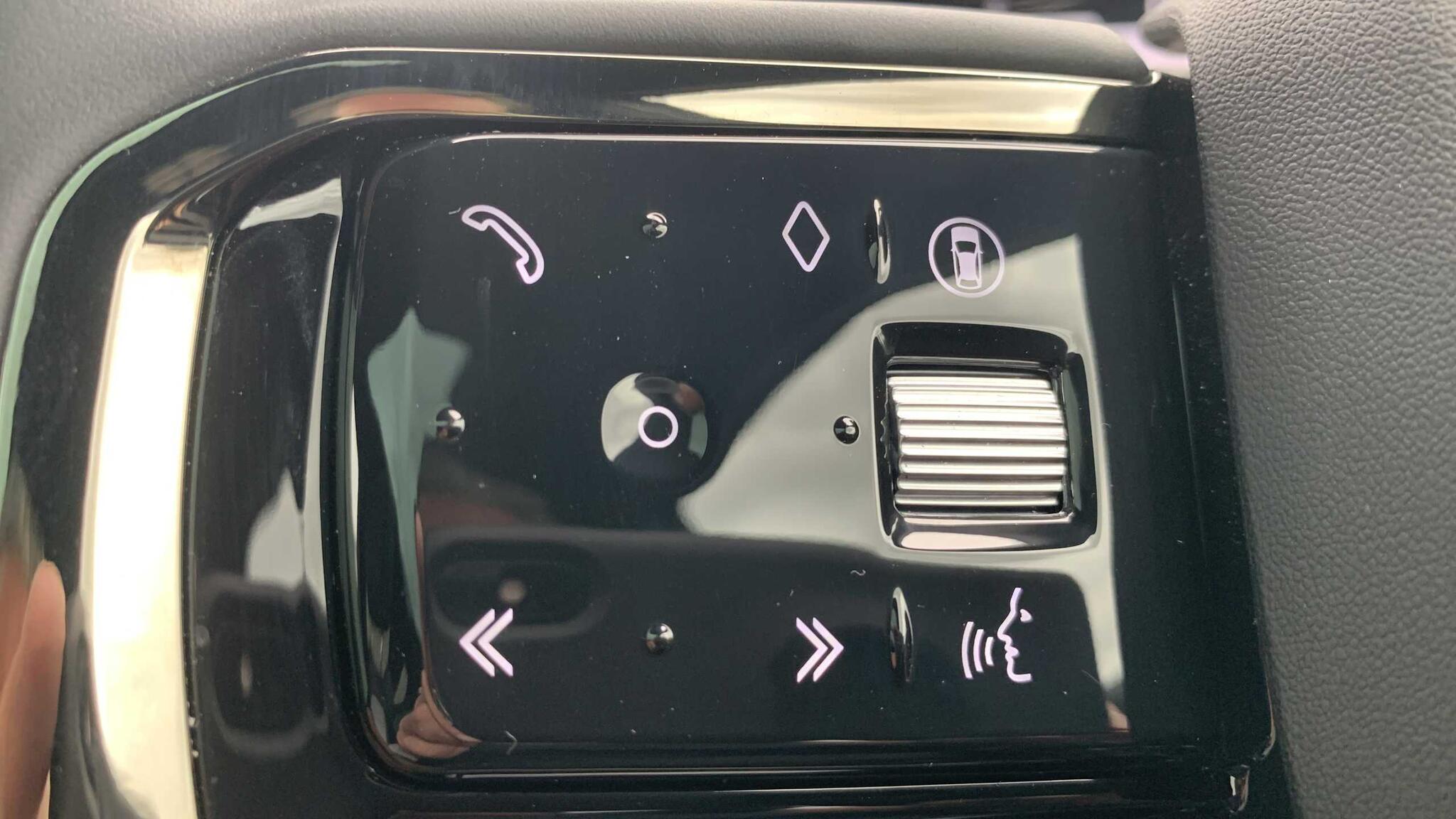 Land Rover Range Rover Evoque view 27
