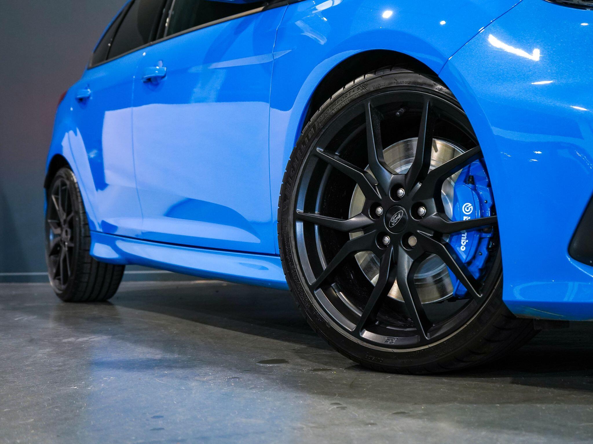 Ford Focus view 23