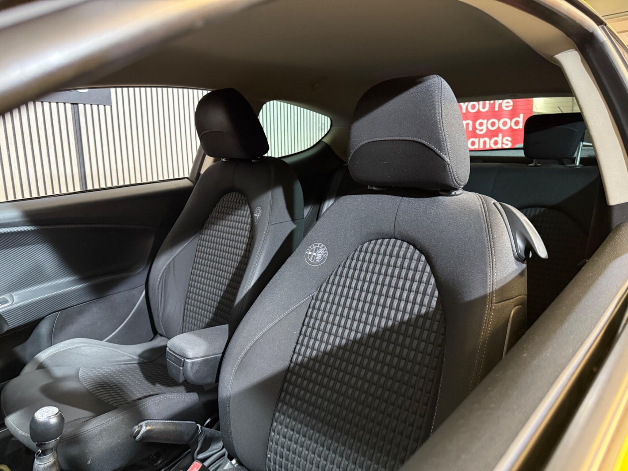 2009 Alfa Romeo MiTo image 26
