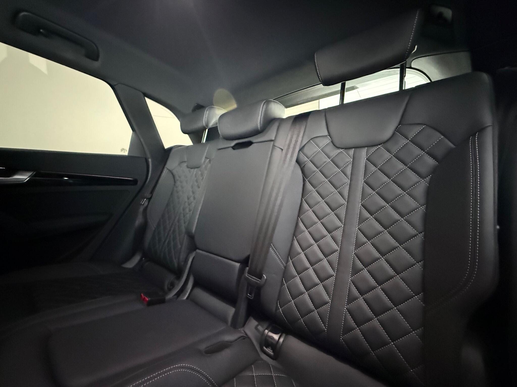 Audi Q5 view 27