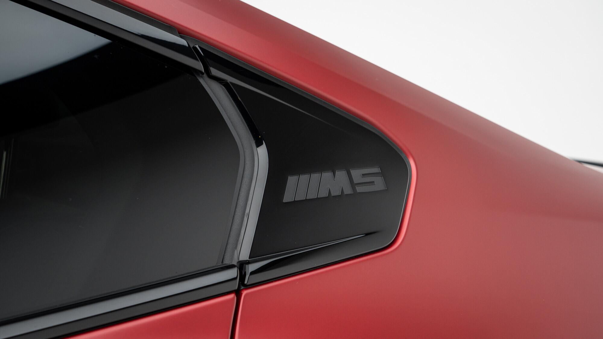 BMW M5 view 12