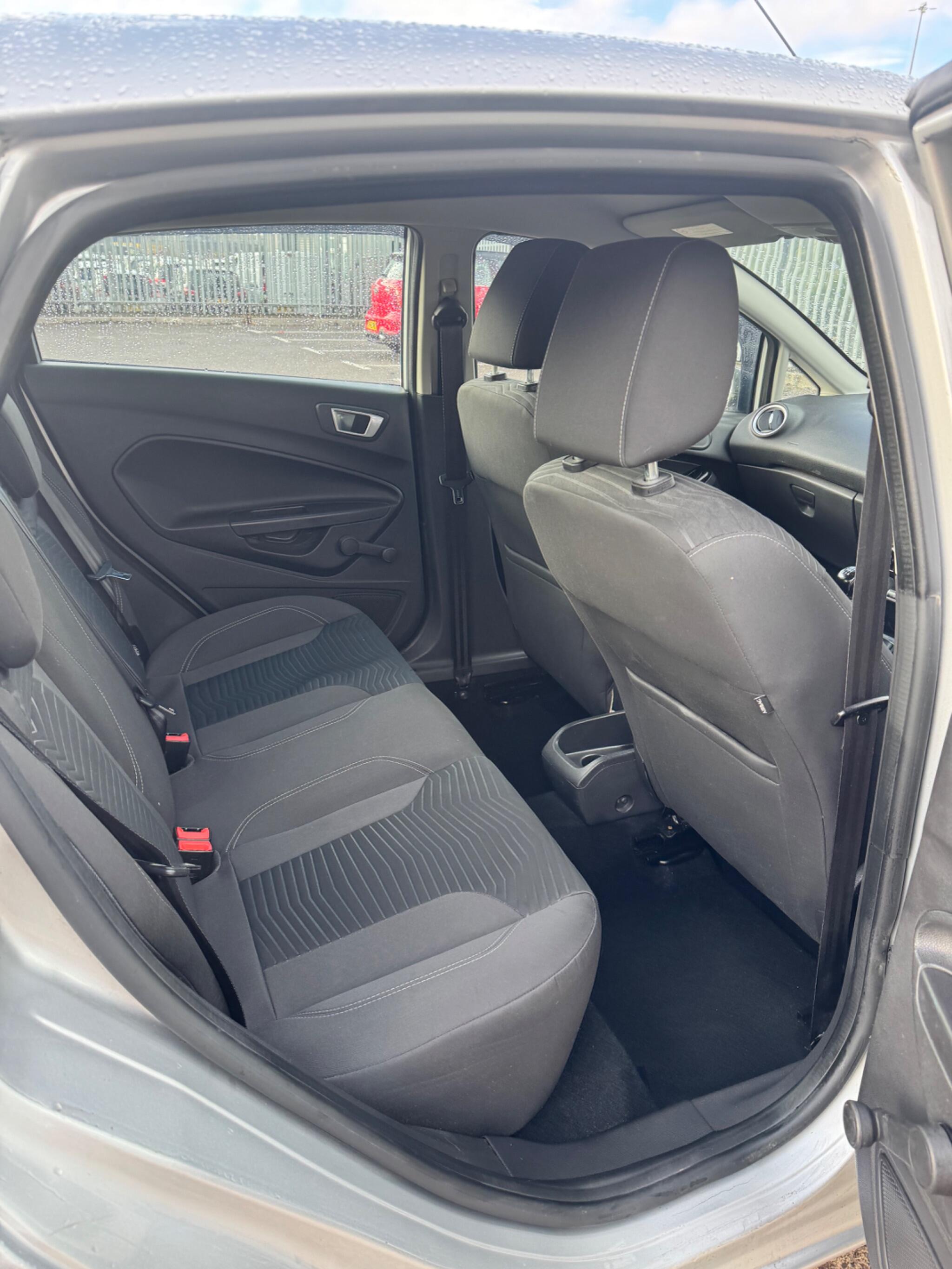 Ford Fiesta view 31