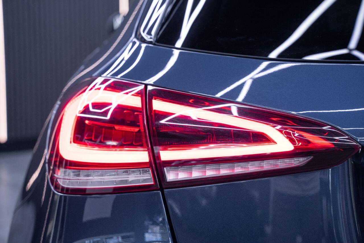 Mercedes-Benz A-Class view 11