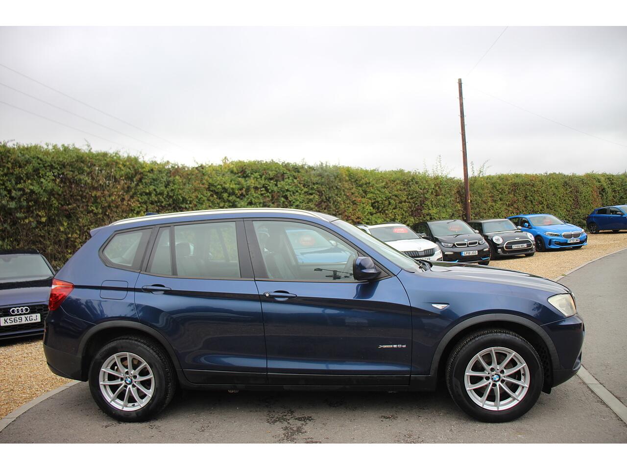 BMW X3 view 6