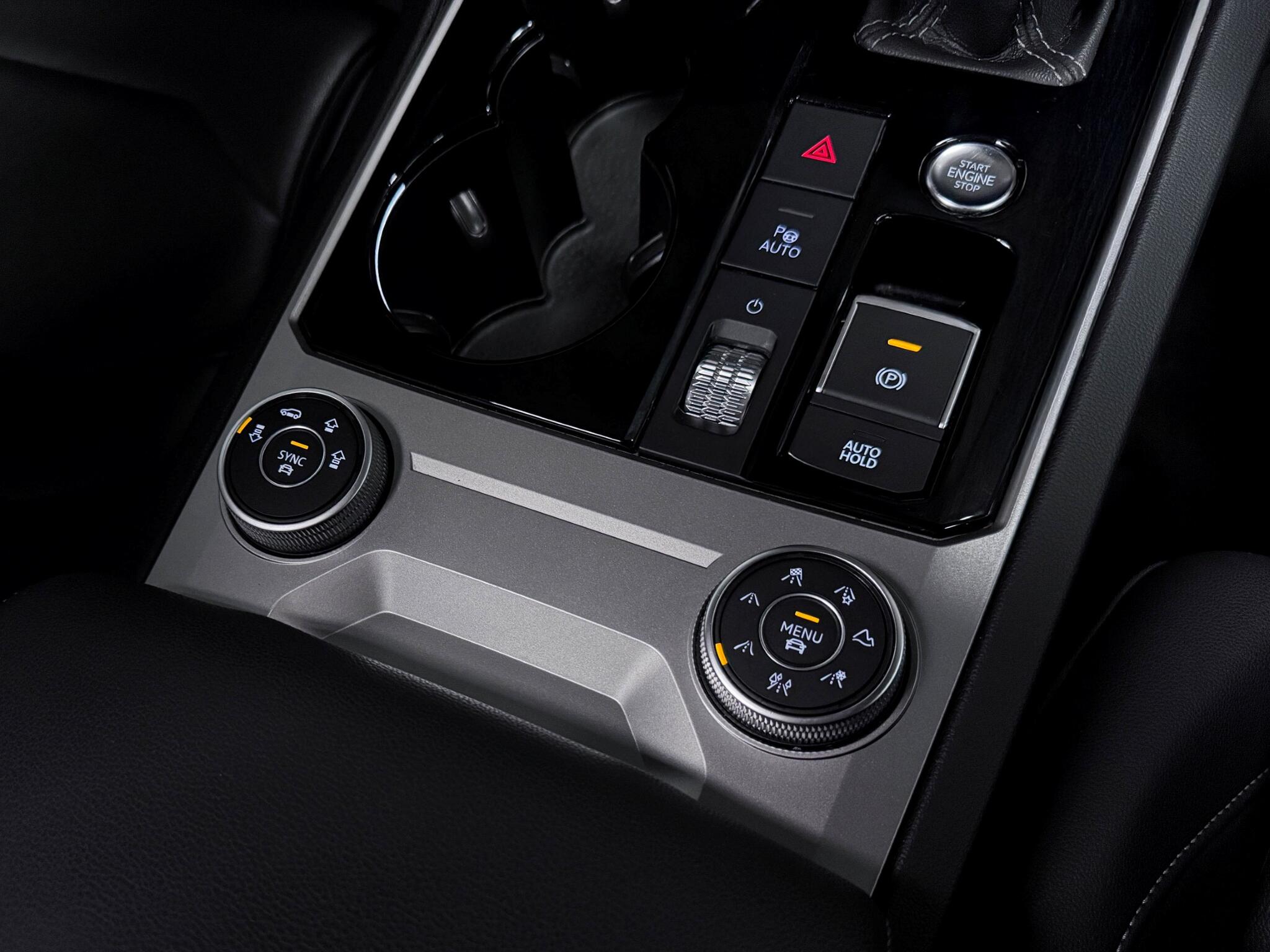 Volkswagen Touareg view 33