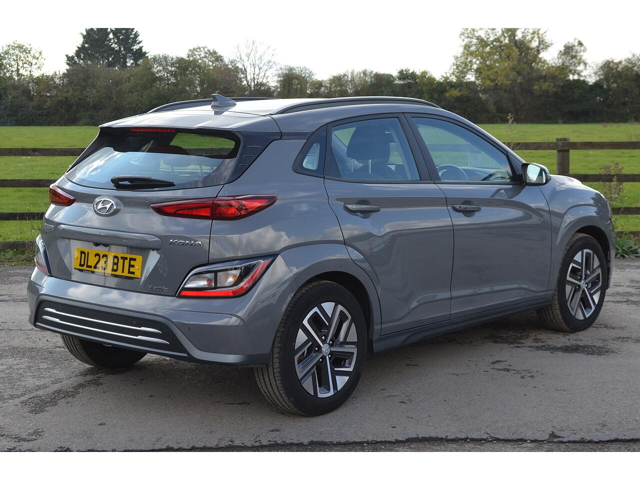 Hyundai Kona view 9