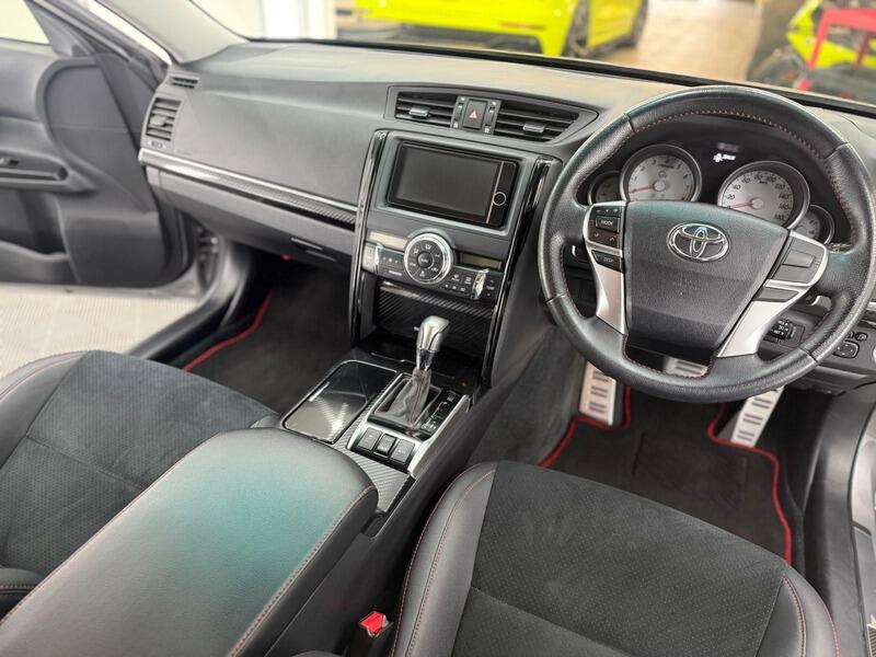 2013 Toyota Mark X image 20