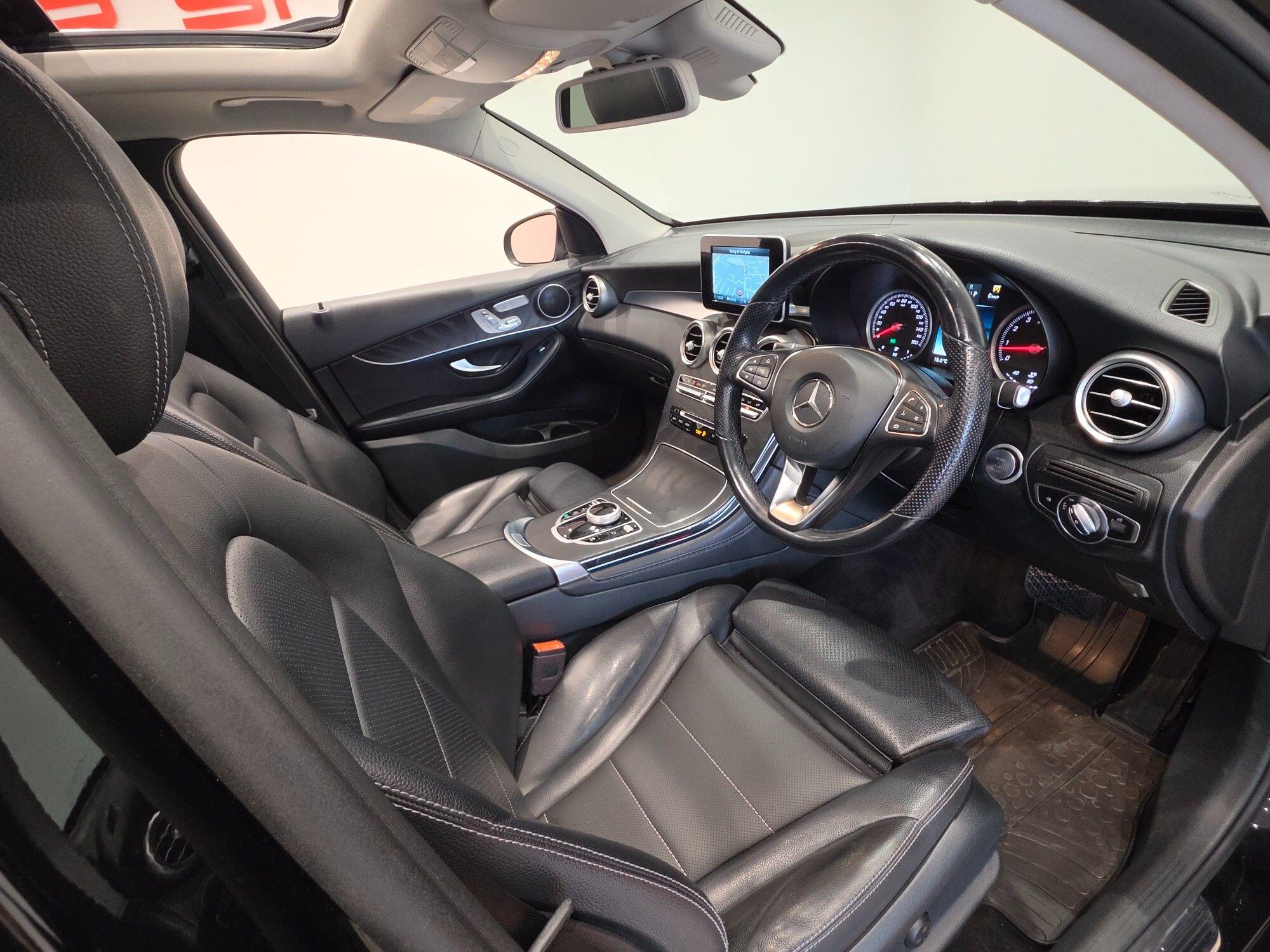 Mercedes-Benz GLC view 21