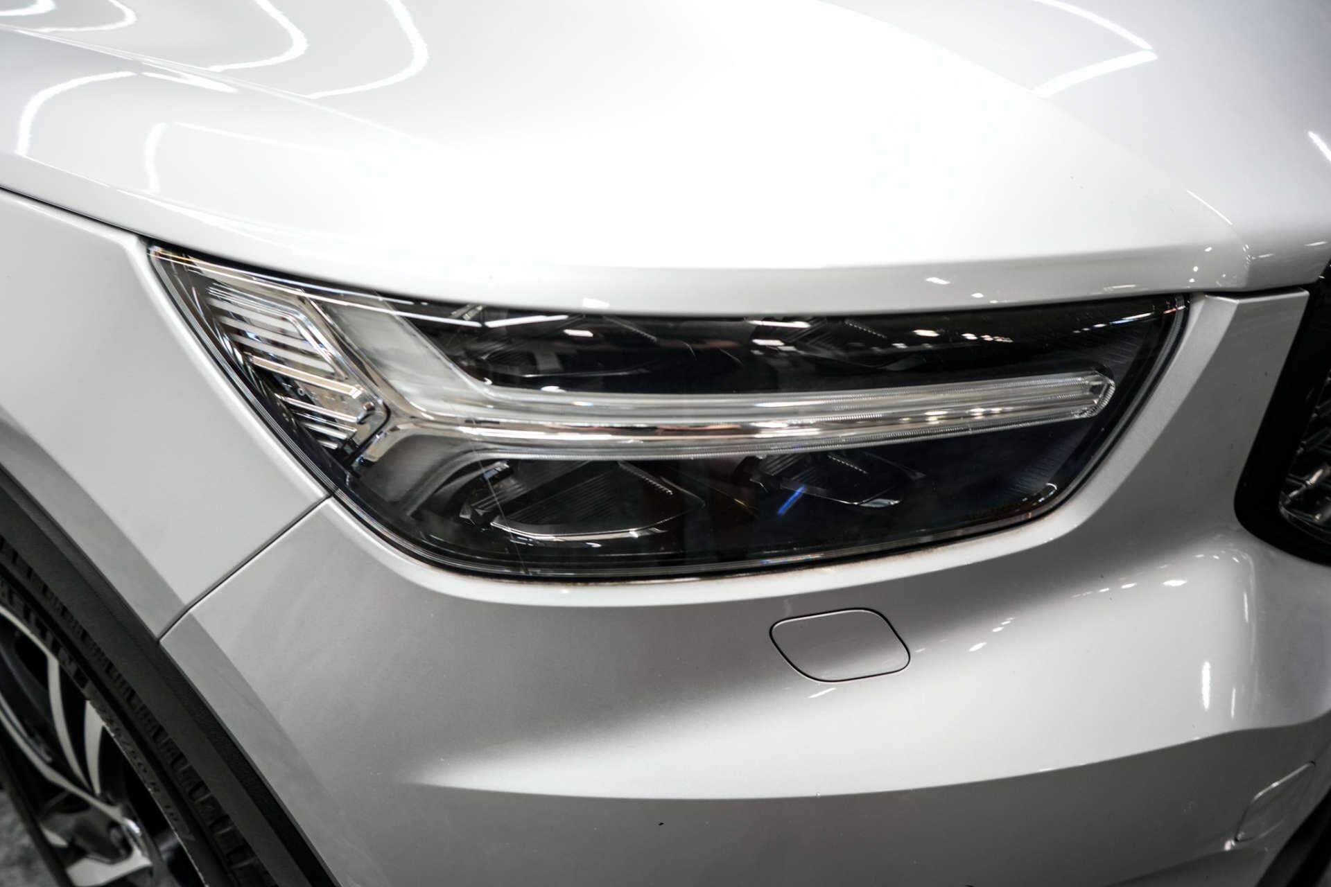Volvo XC40 view 6