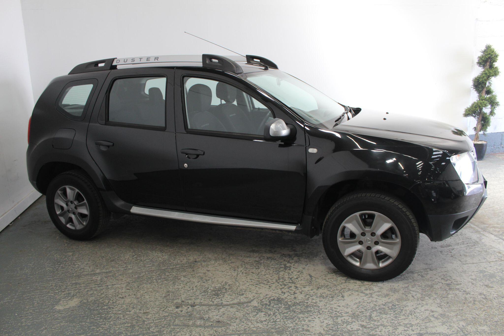 Dacia Duster view 4