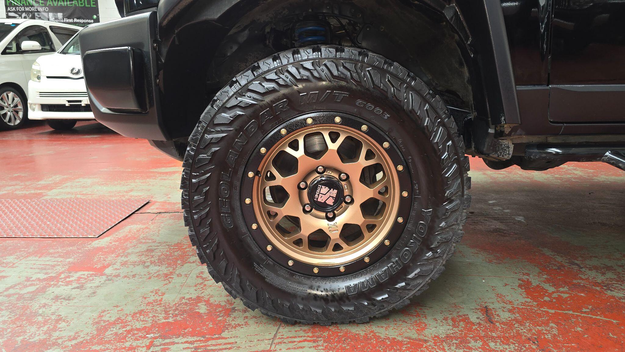 Toyota FJ Cruiser view 56