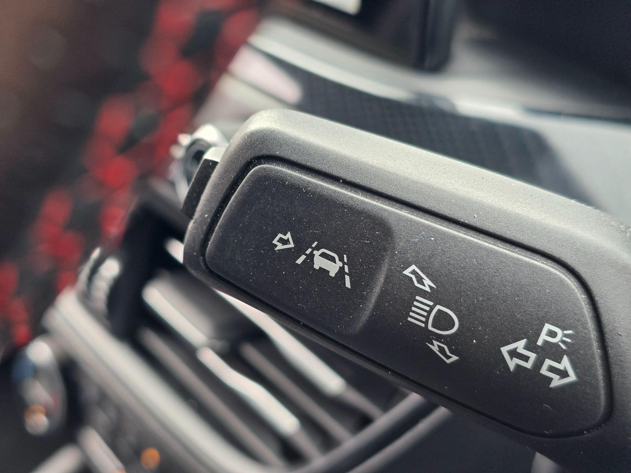 Ford Focus view 5