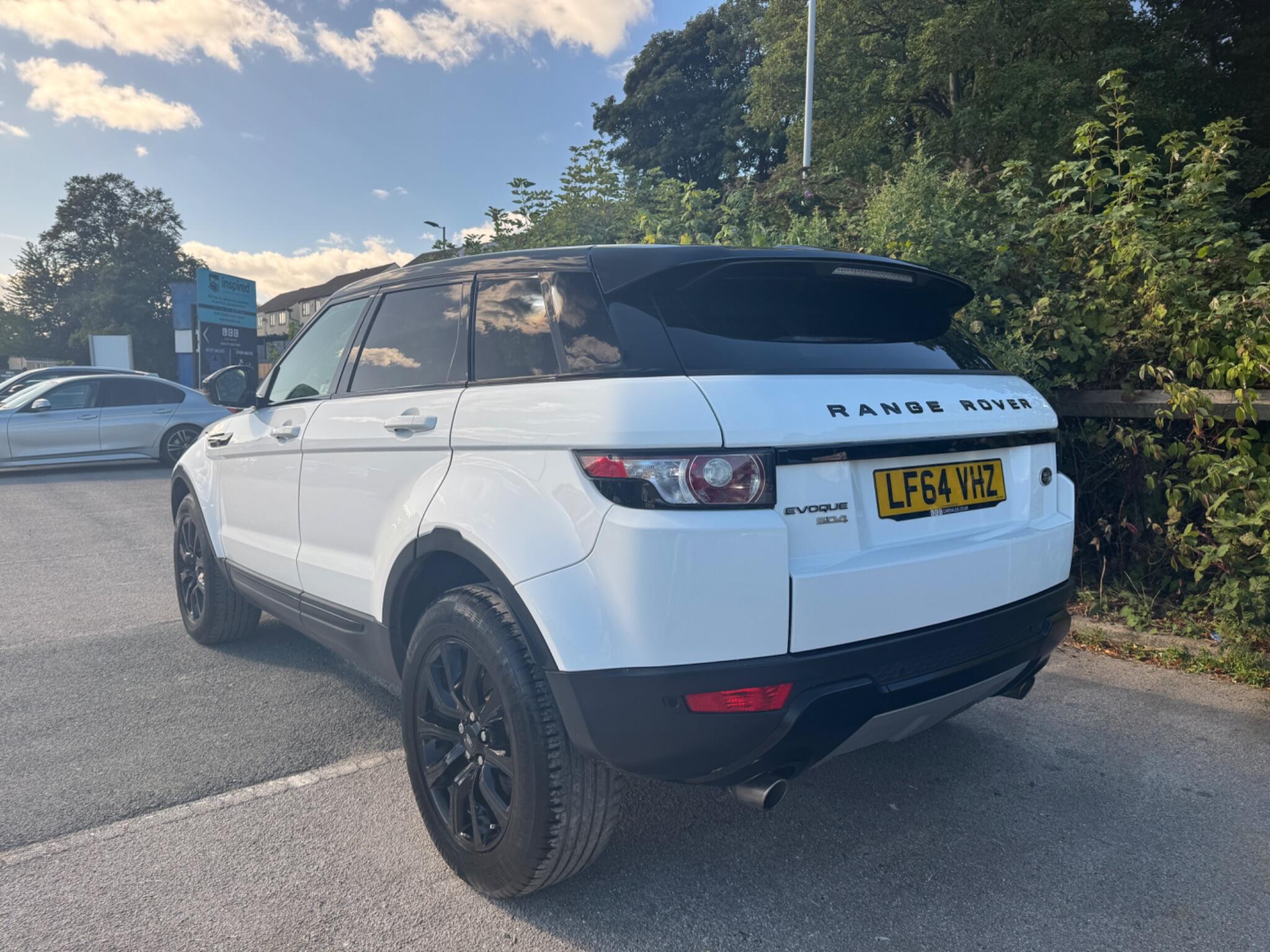 Land Rover Range Rover Evoque view 7