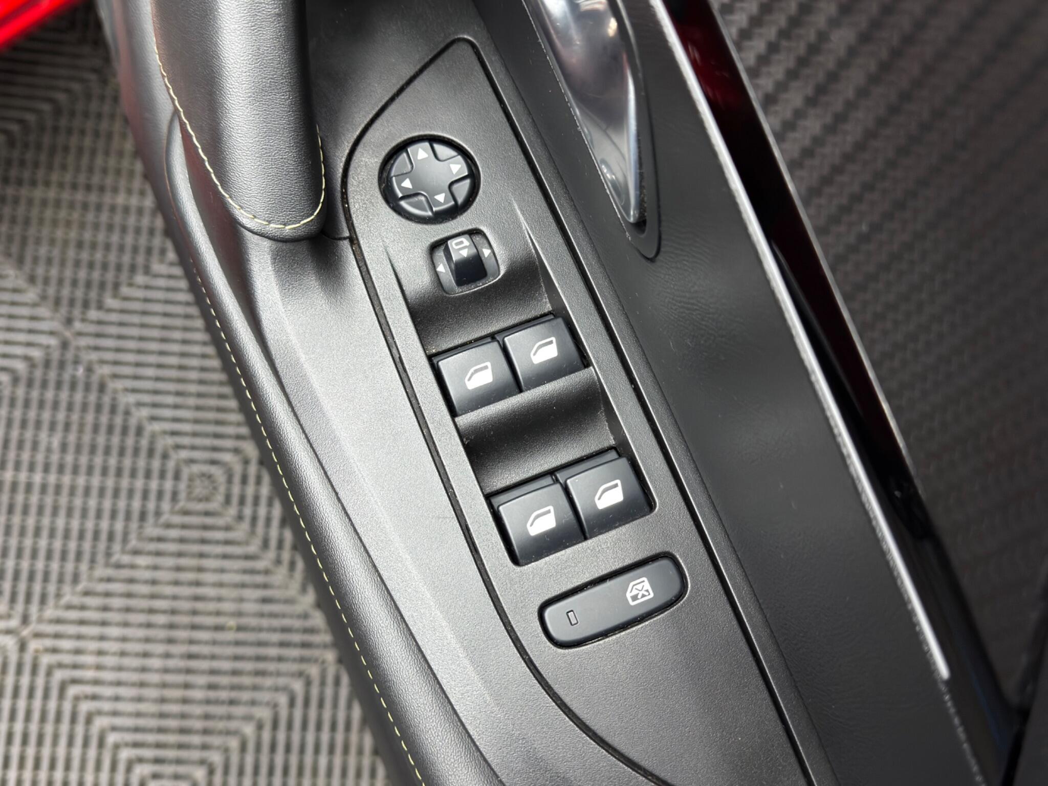 Peugeot 2008 view 39