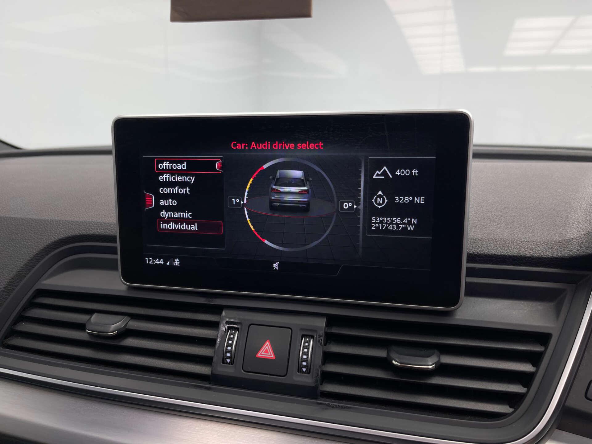 Audi SQ5 view 24