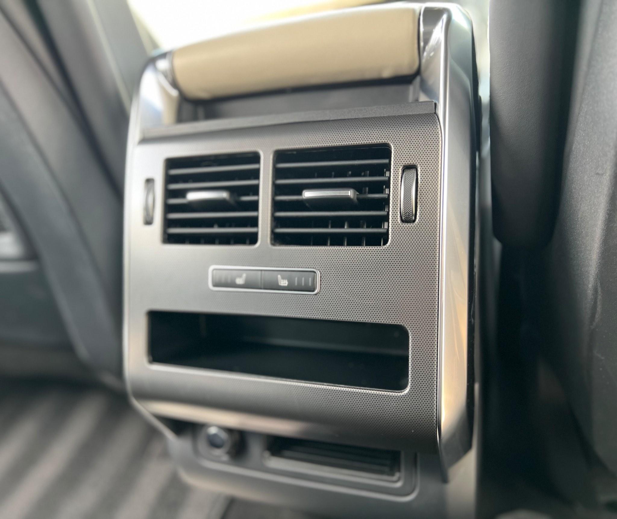 Land Rover Range Rover Sport view 33