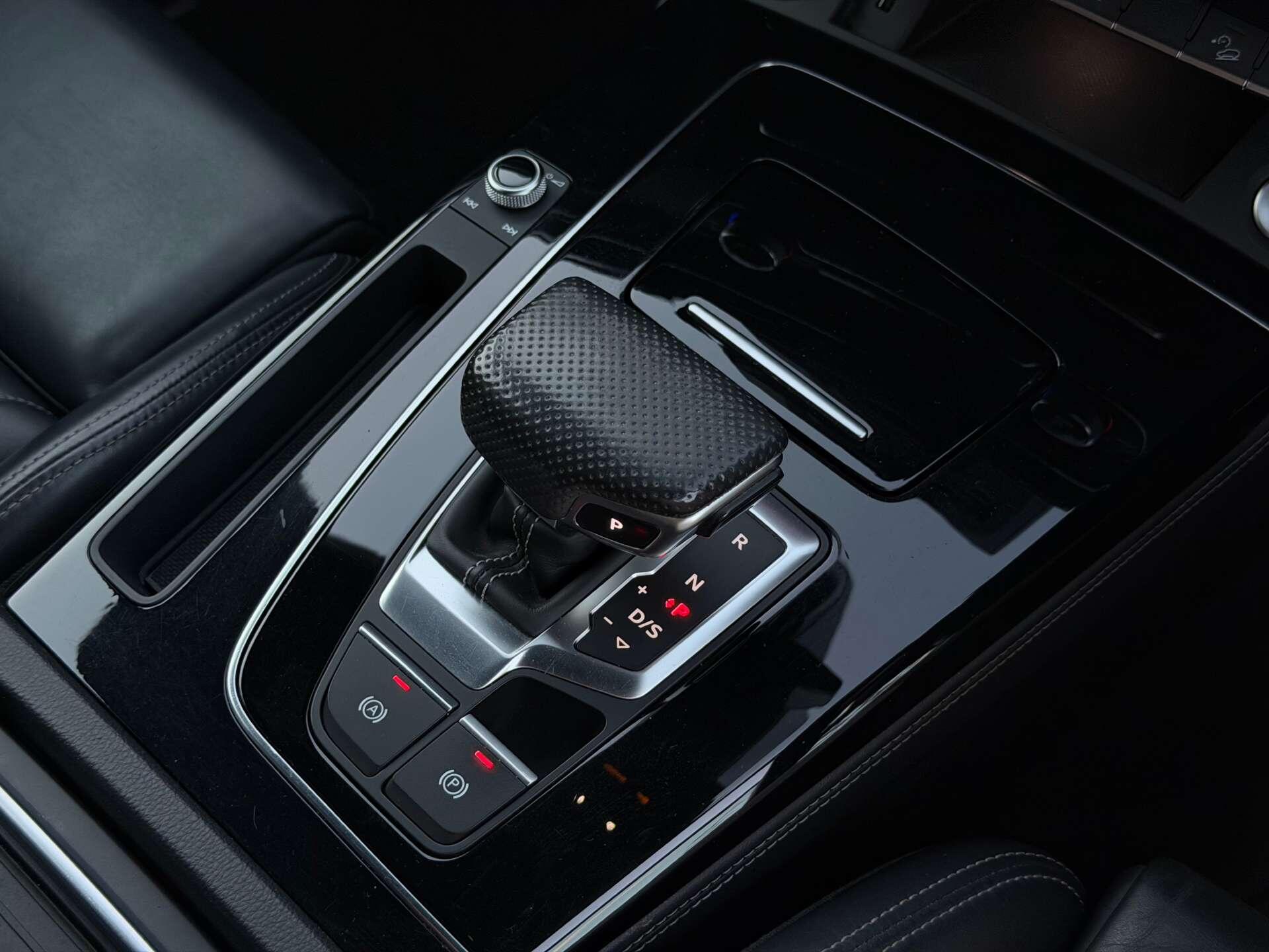Audi Q5 view 33
