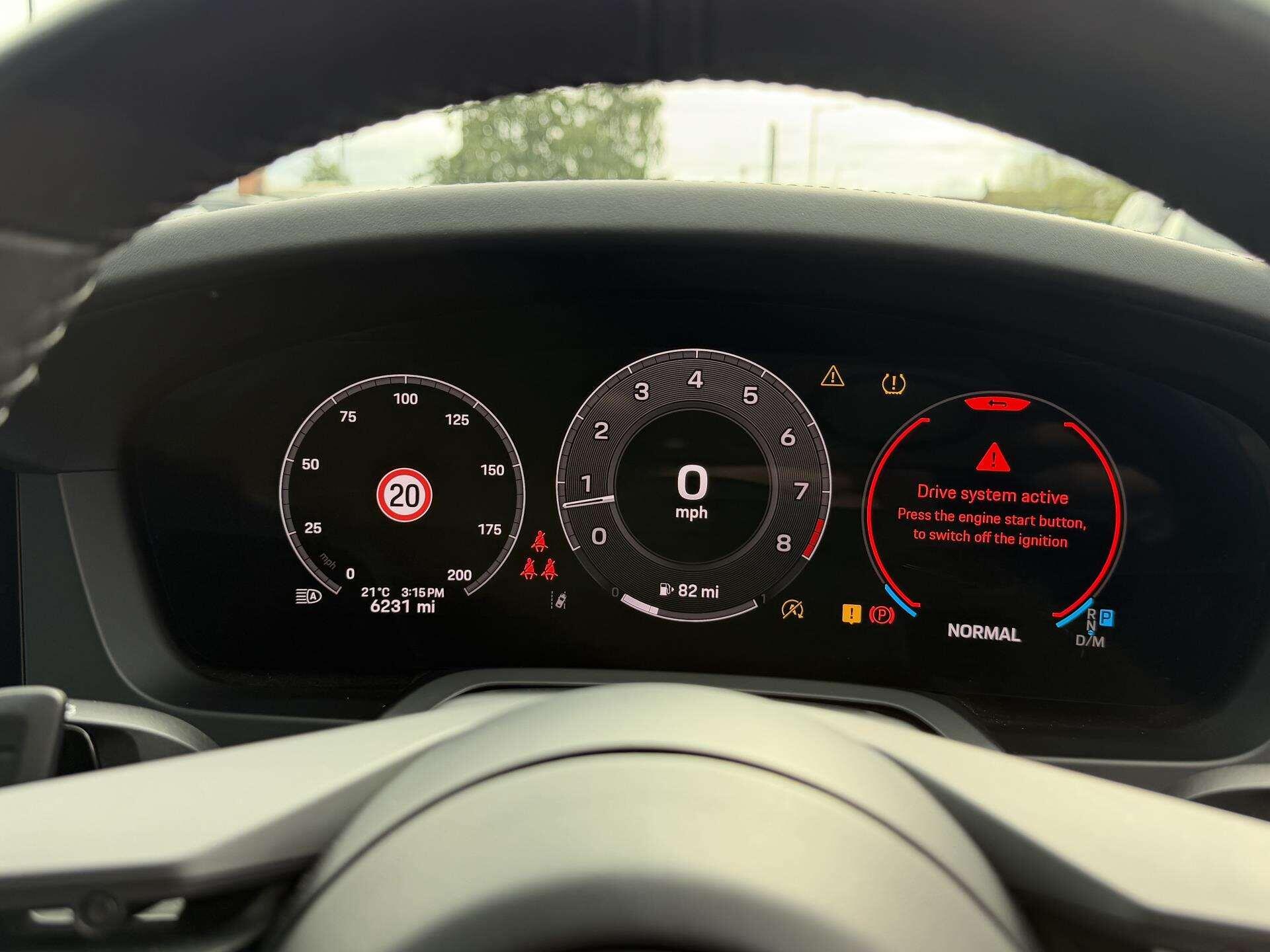 Porsche 911 view 18