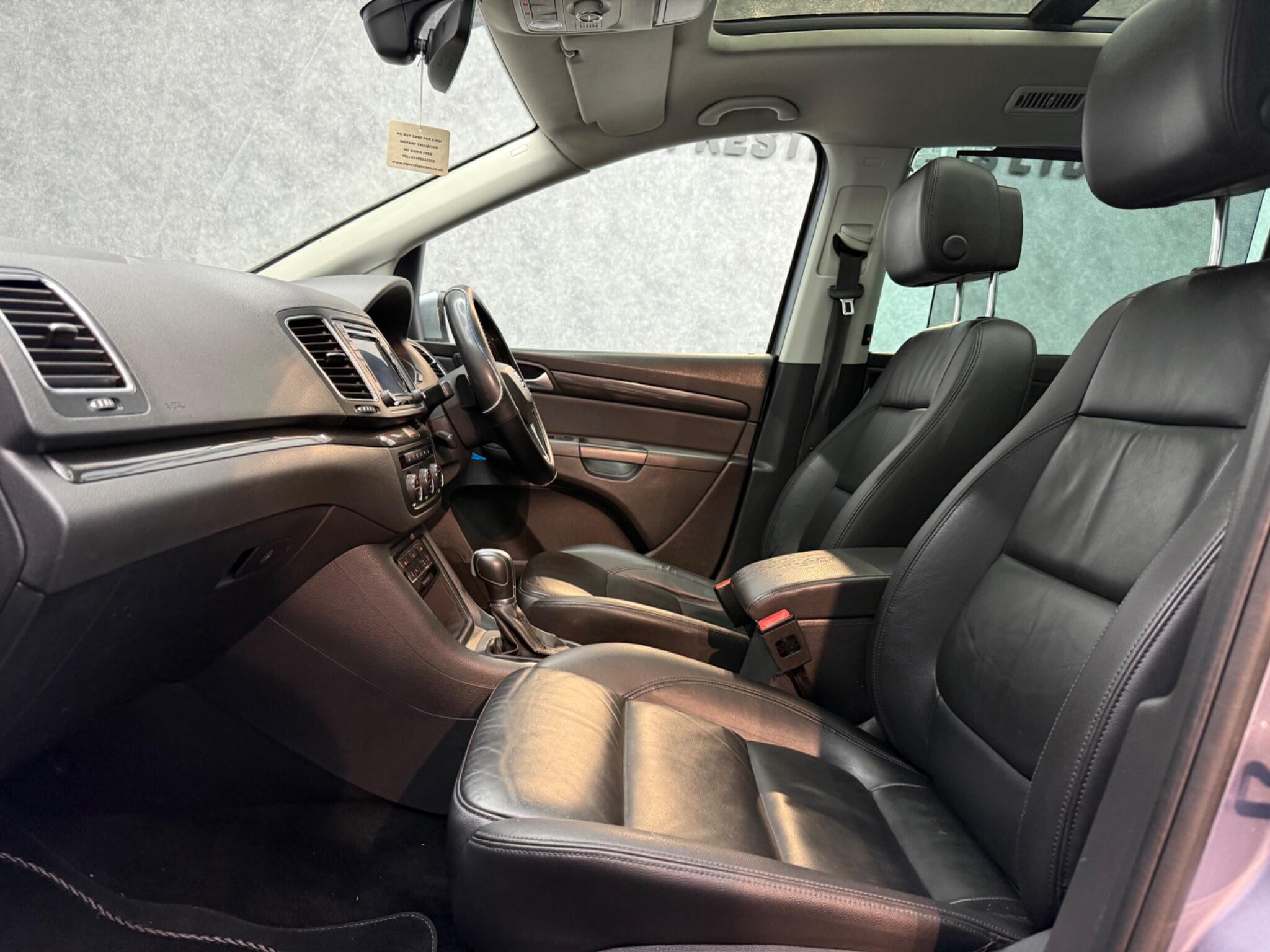 Seat Alhambra view 3