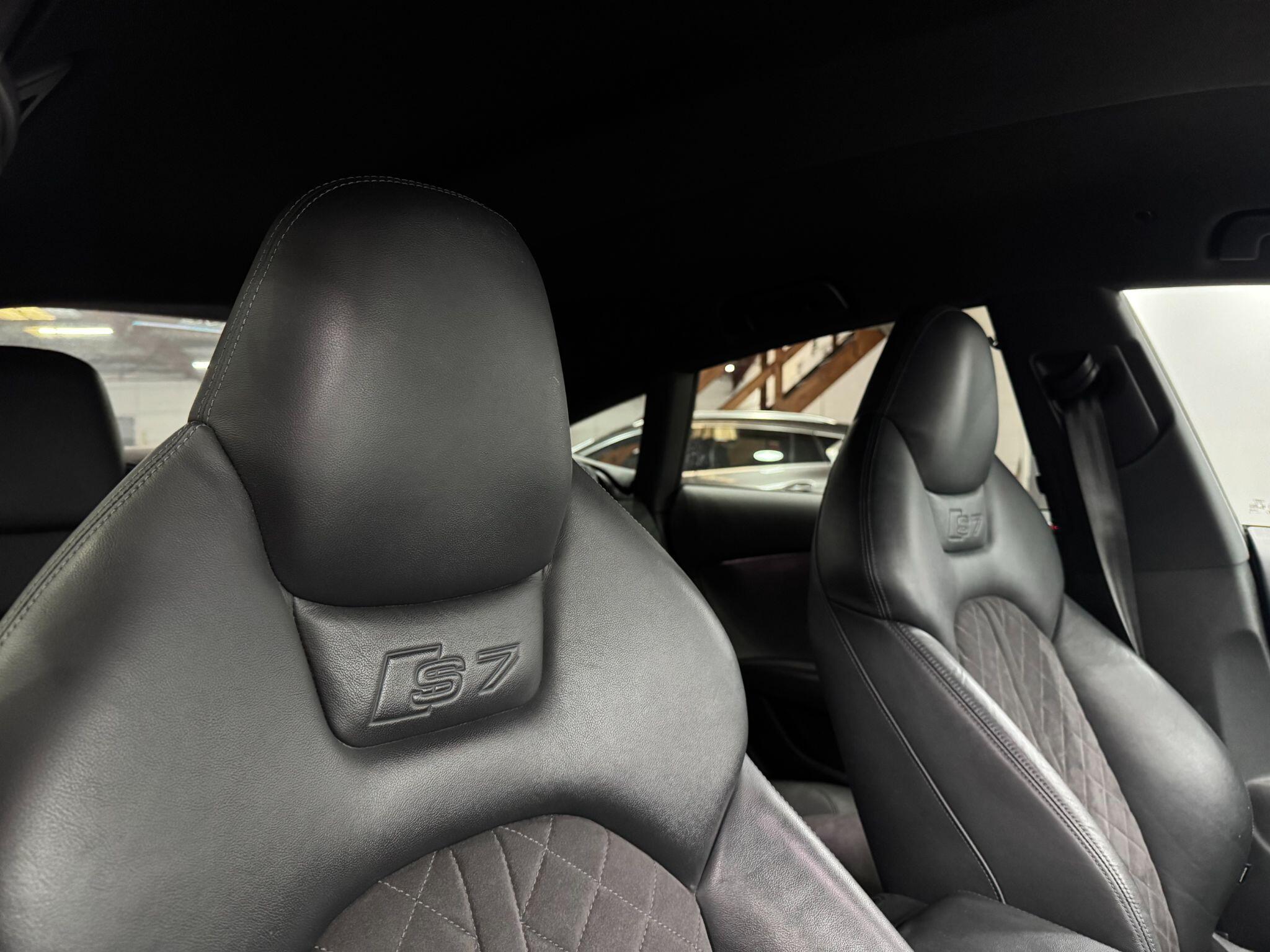 Audi S7 view 21