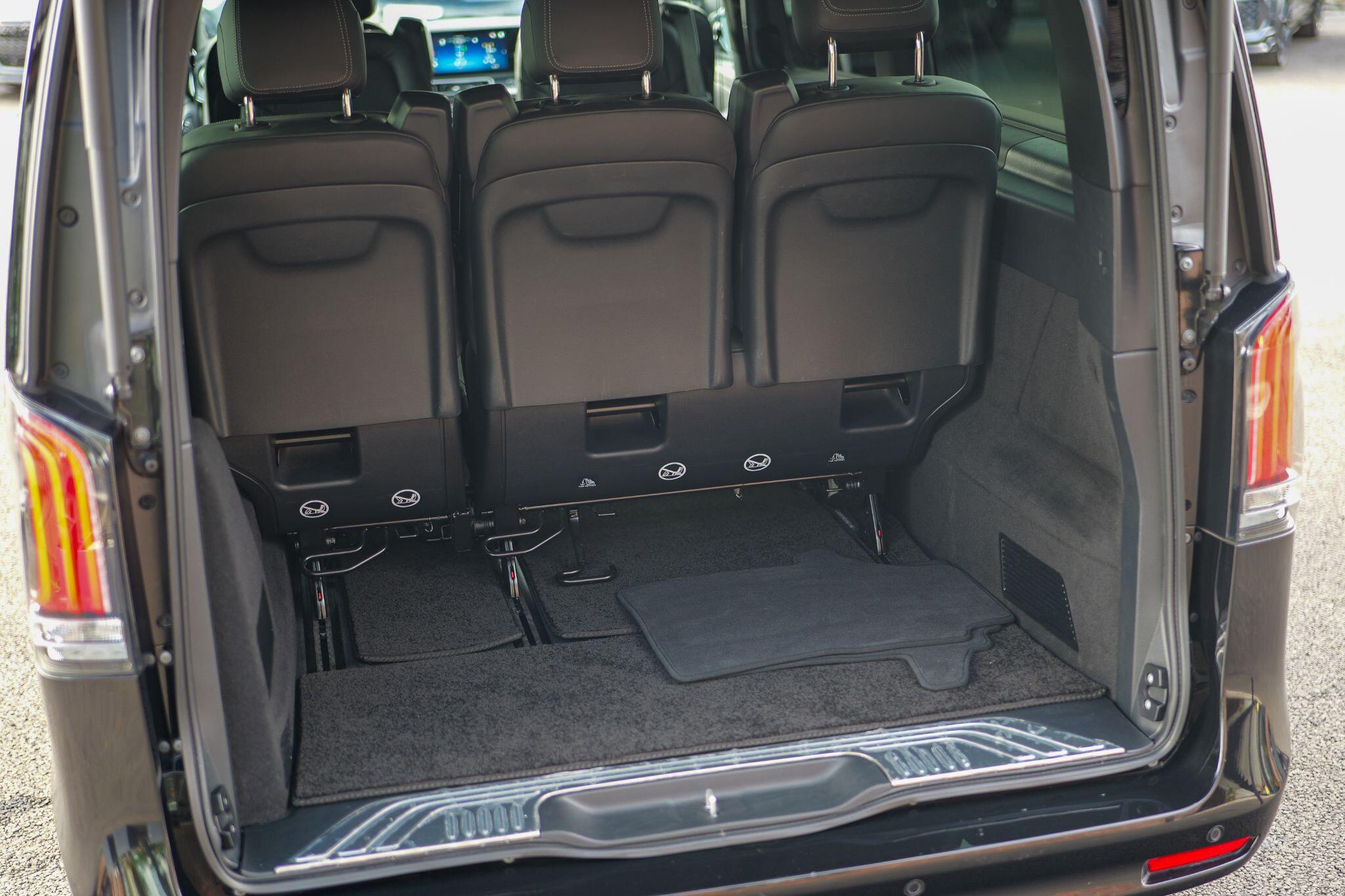 Mercedes-Benz V Class view 39