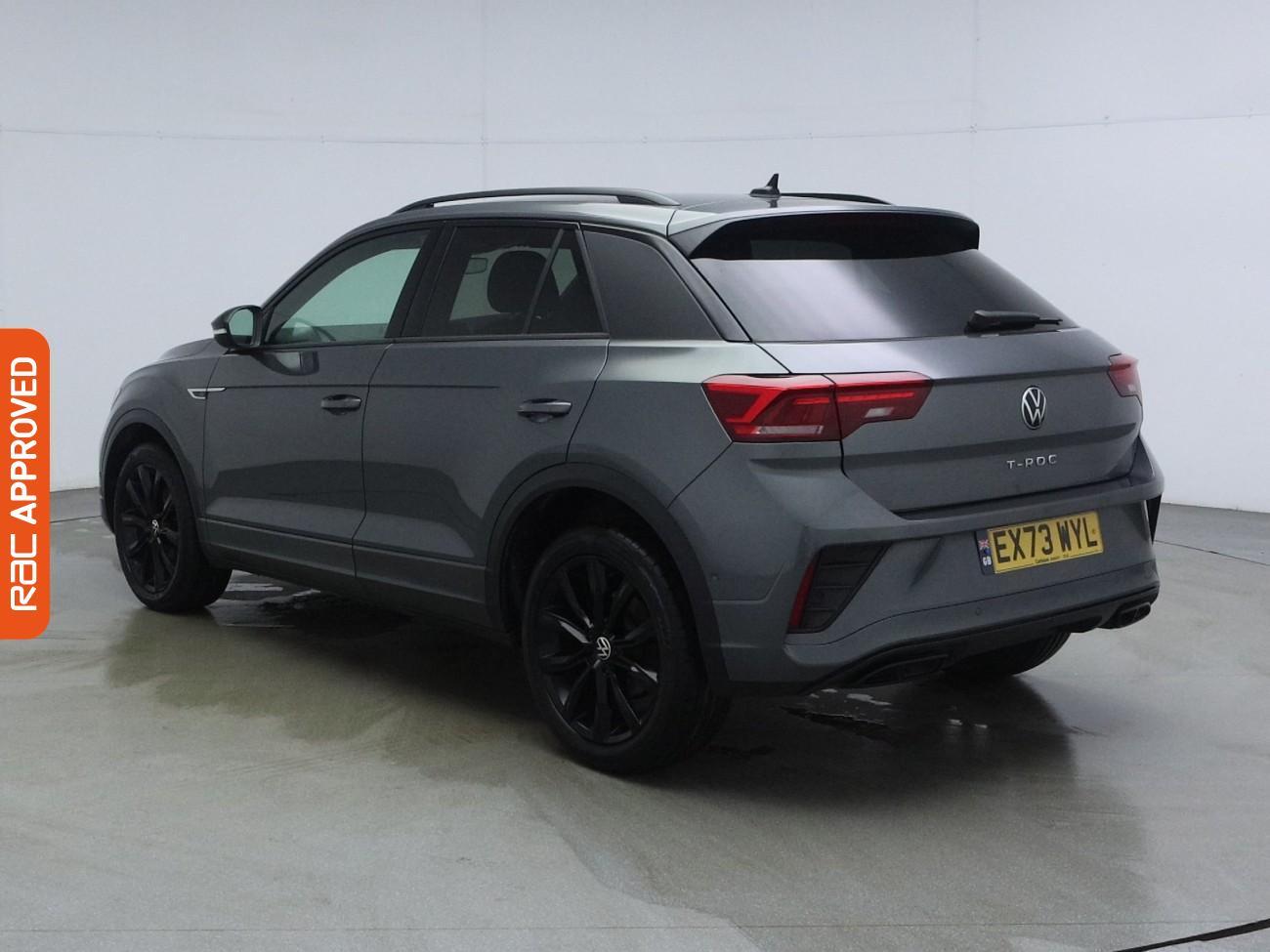 Volkswagen T-Roc view 4