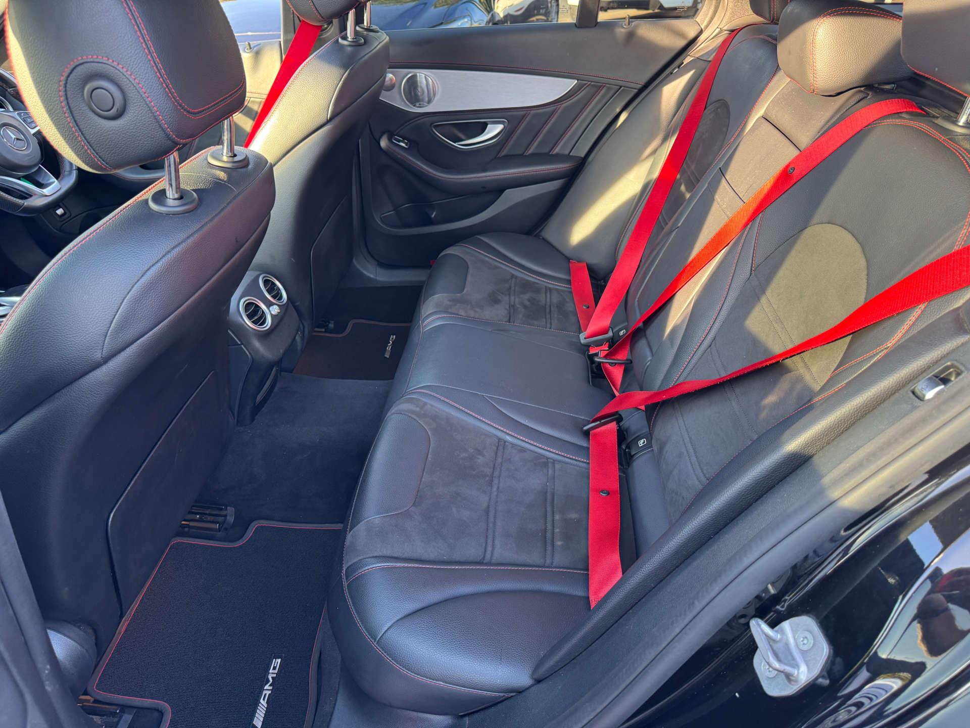 Mercedes-Benz C-Class view 16