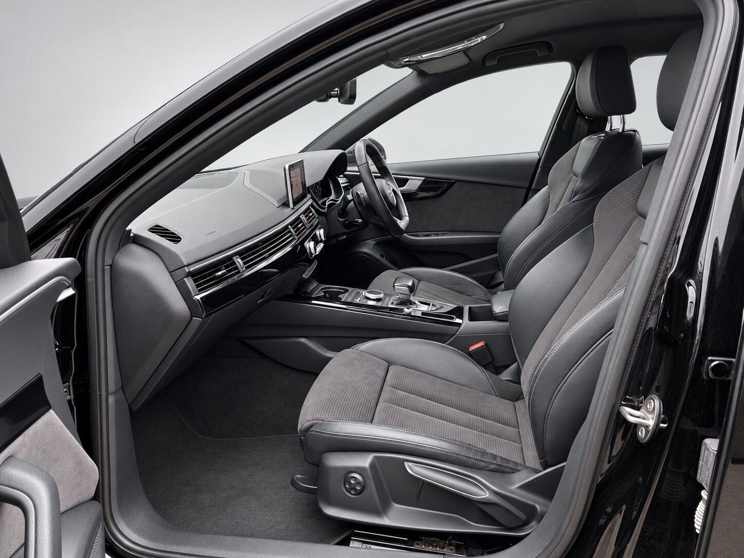 Audi A4 view 36