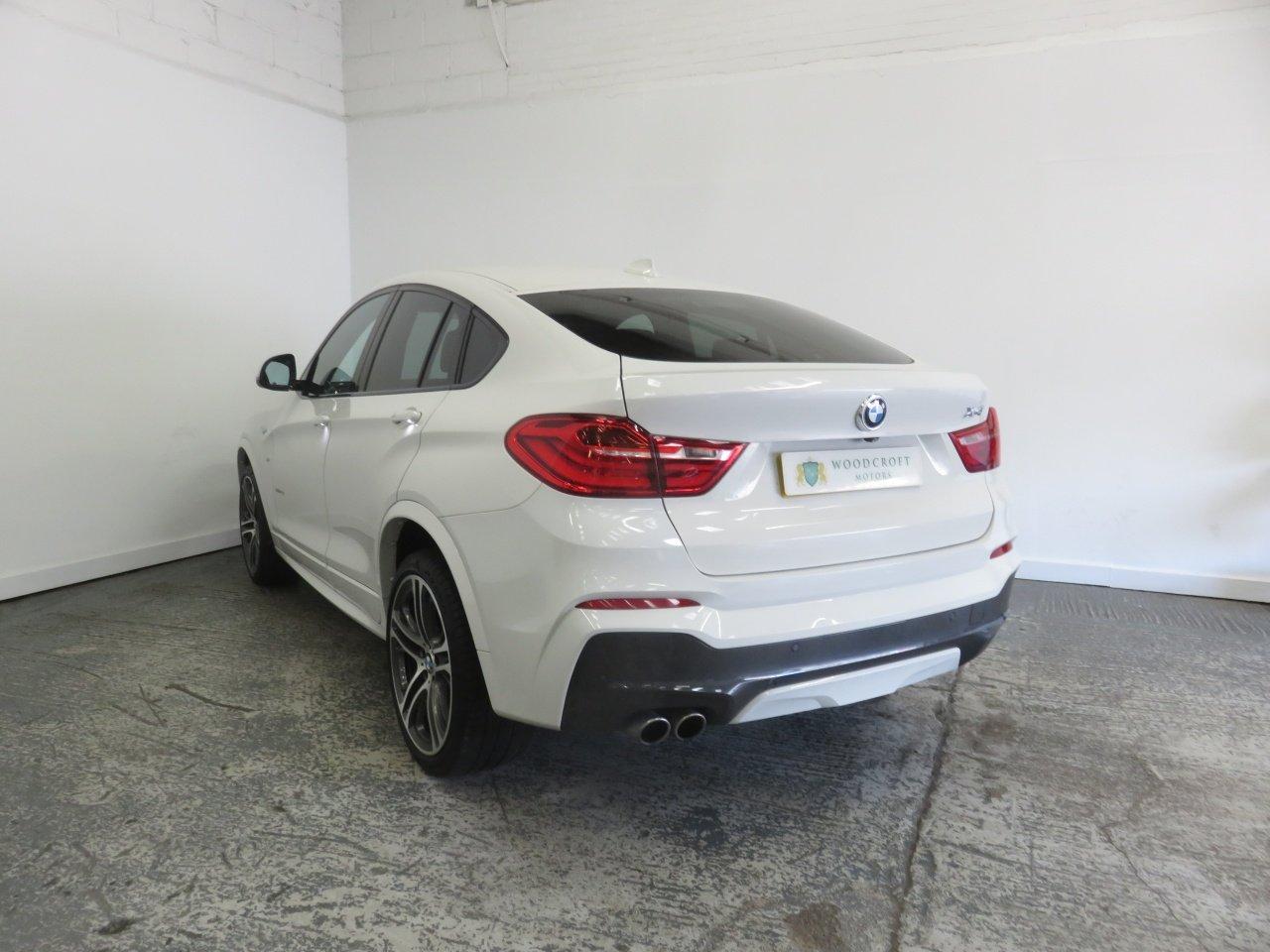 BMW X4 view 7