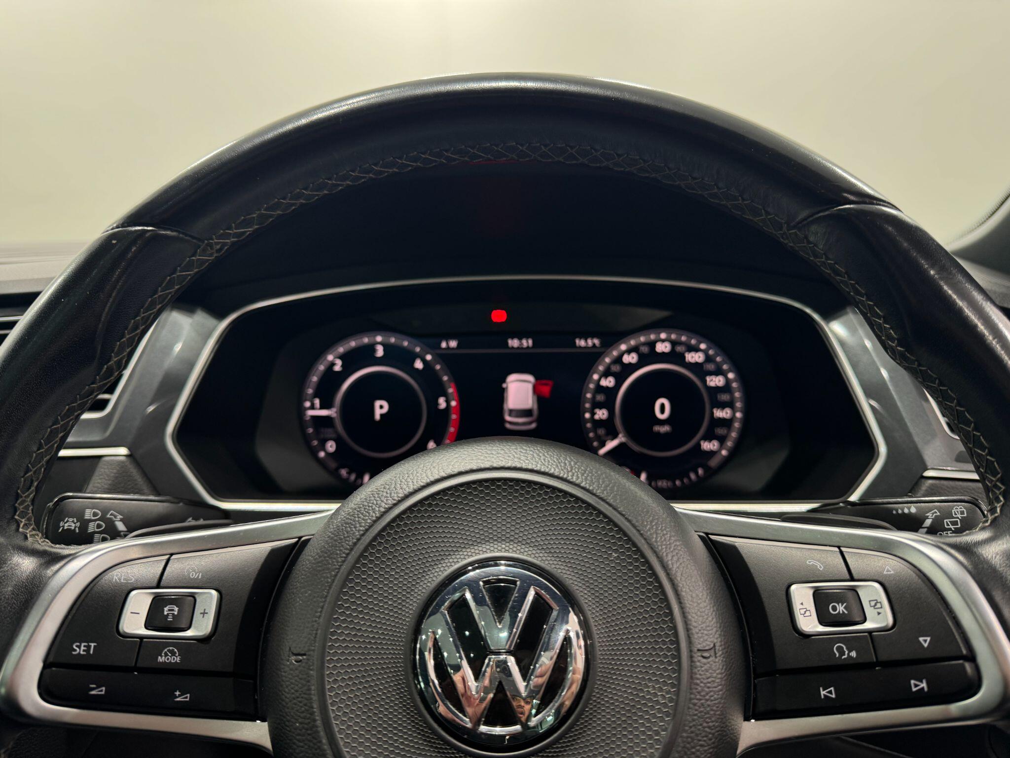 Volkswagen Tiguan view 33