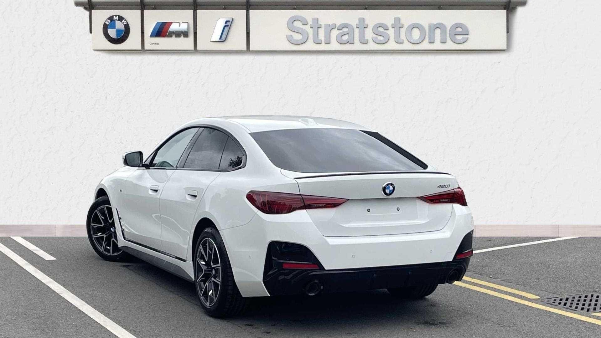 BMW 4 Series view 45