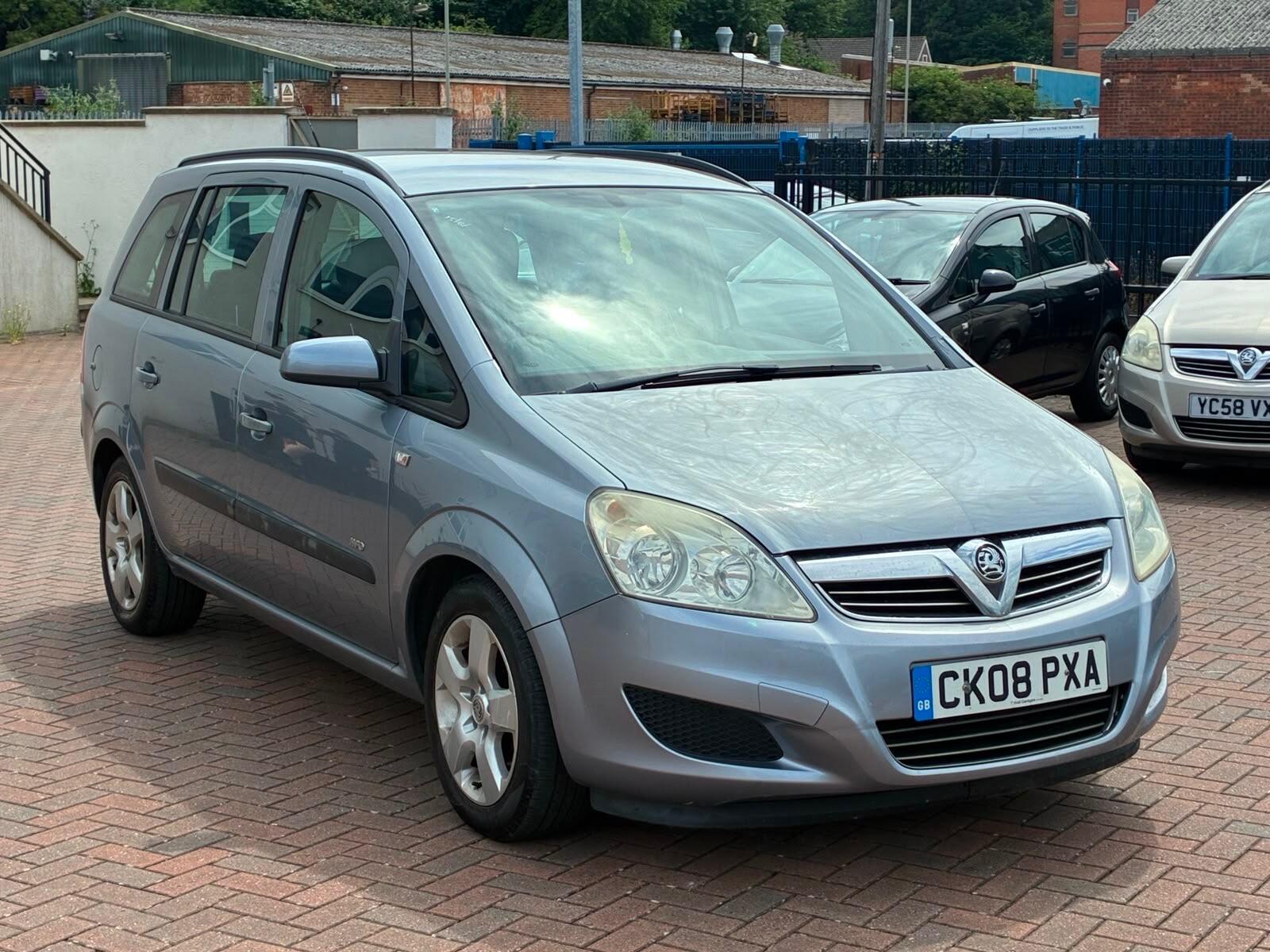 Vauxhall Zafira view 3