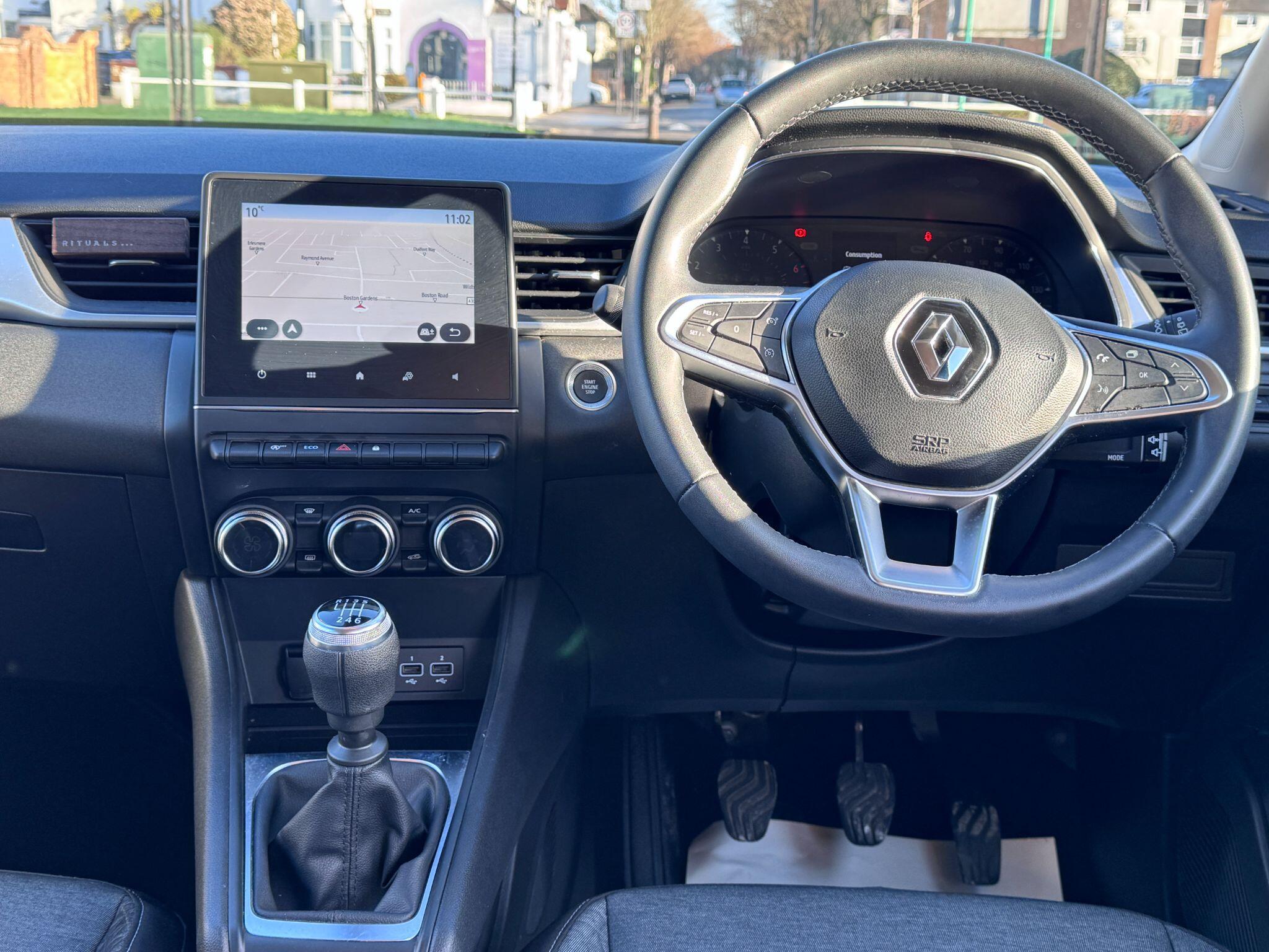 2022 Renault Captur 1.0 TCe Iconic Euro 6 (s/s) 5dr • 20,000 miles image 16