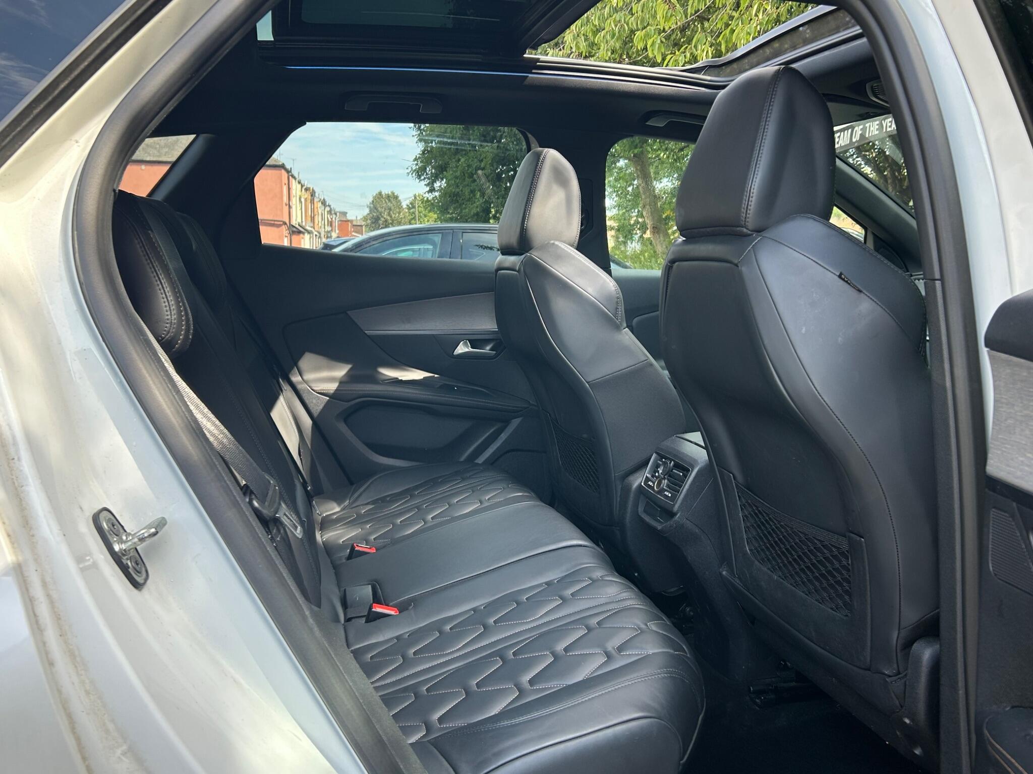 Peugeot 3008 view 20