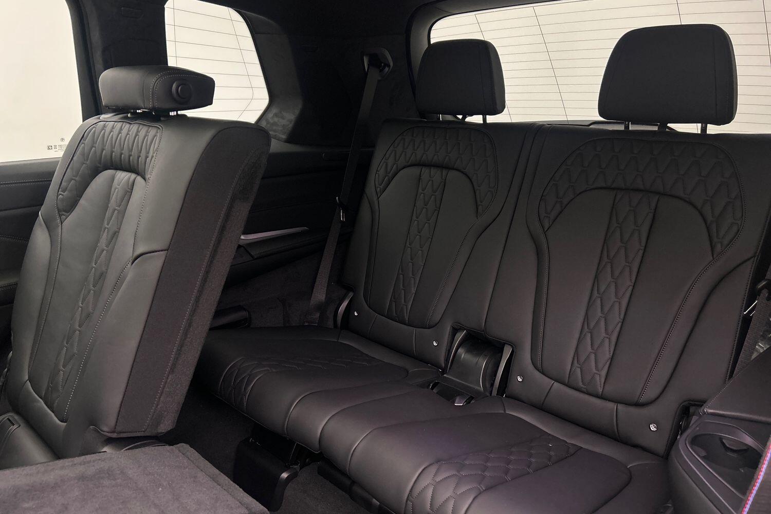 BMW X7 view 28