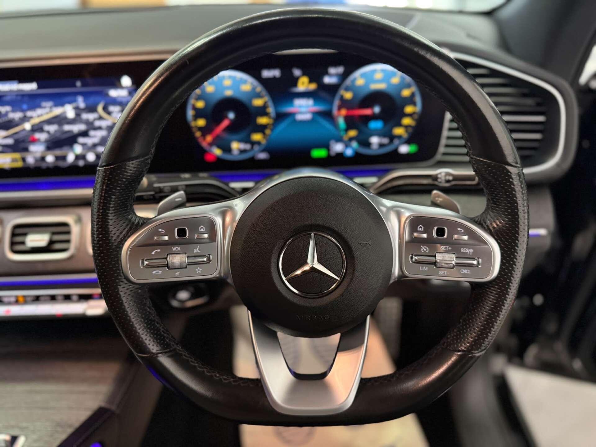Mercedes-Benz Gle view 13