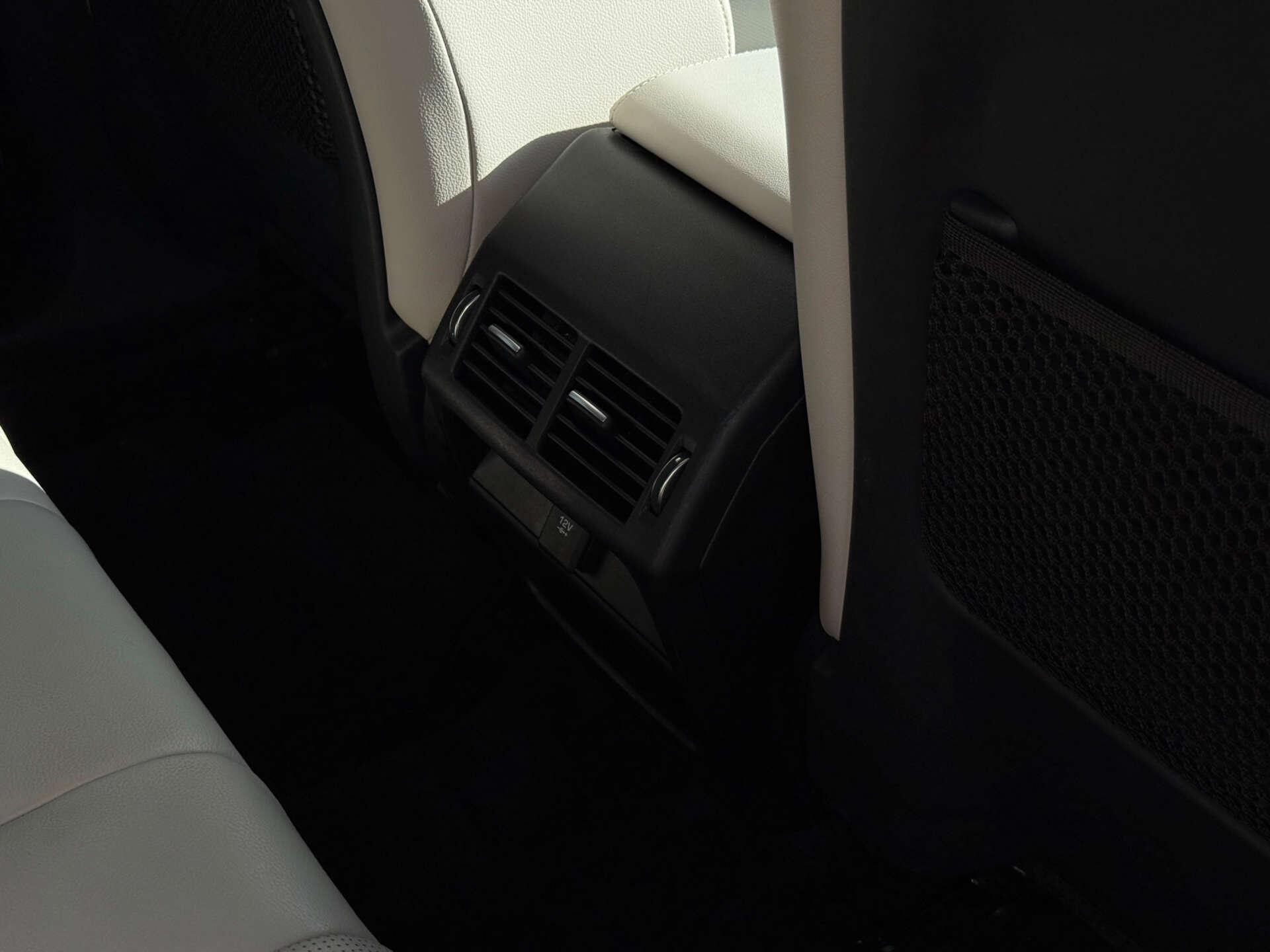 Jaguar E-Pace view 33
