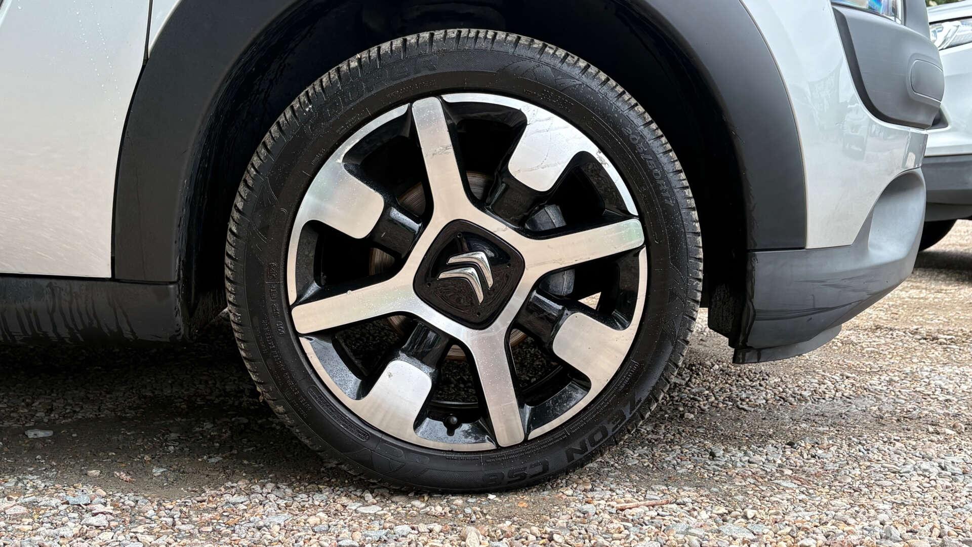 Citroen C4 Cactus view 28