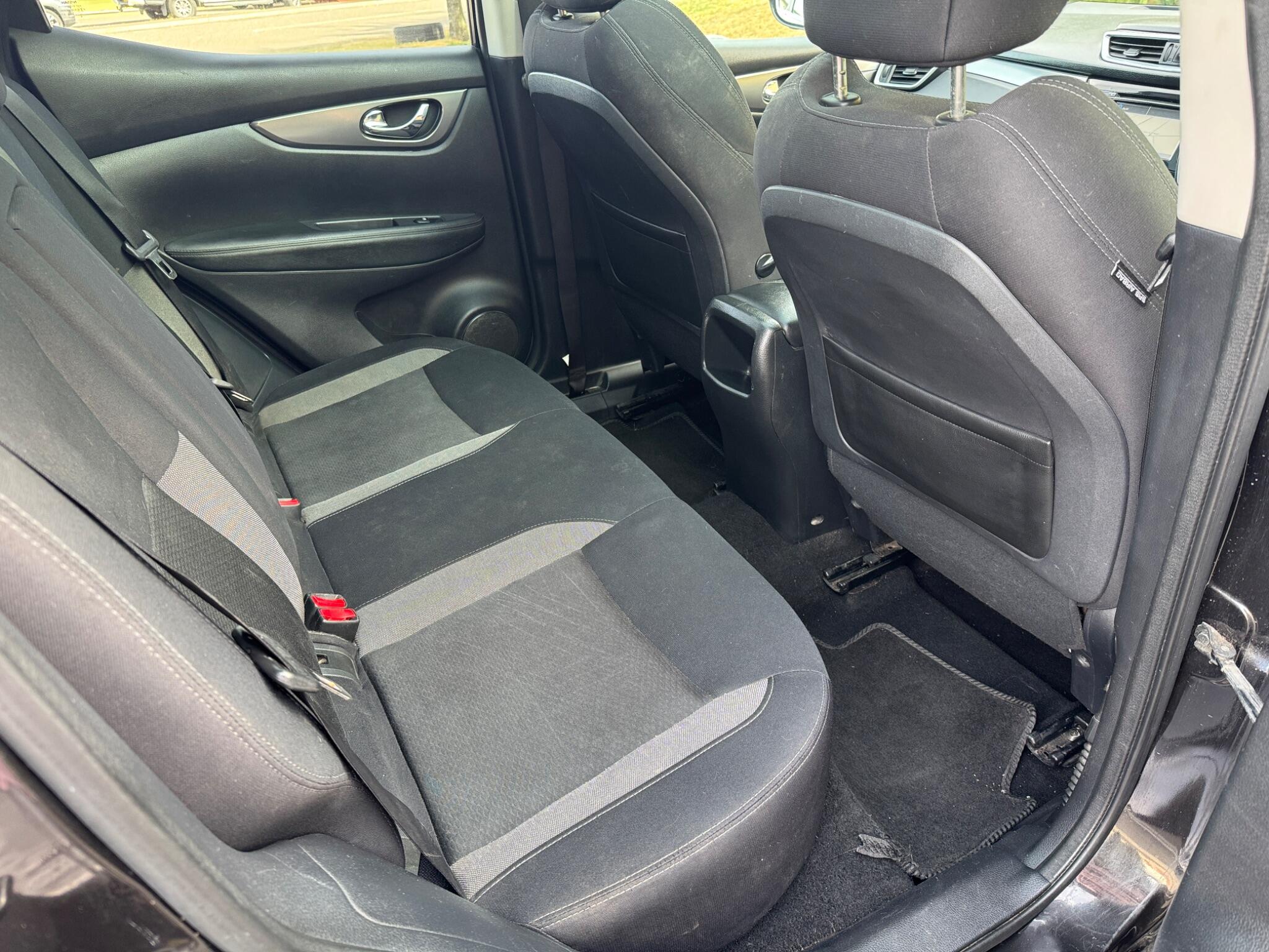Nissan Qashqai view 27